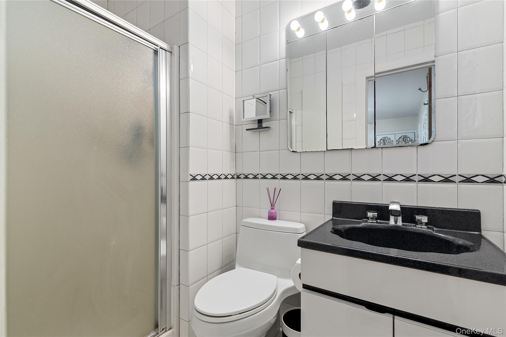 10 Cail Drive, East Rockaway, NY 11518