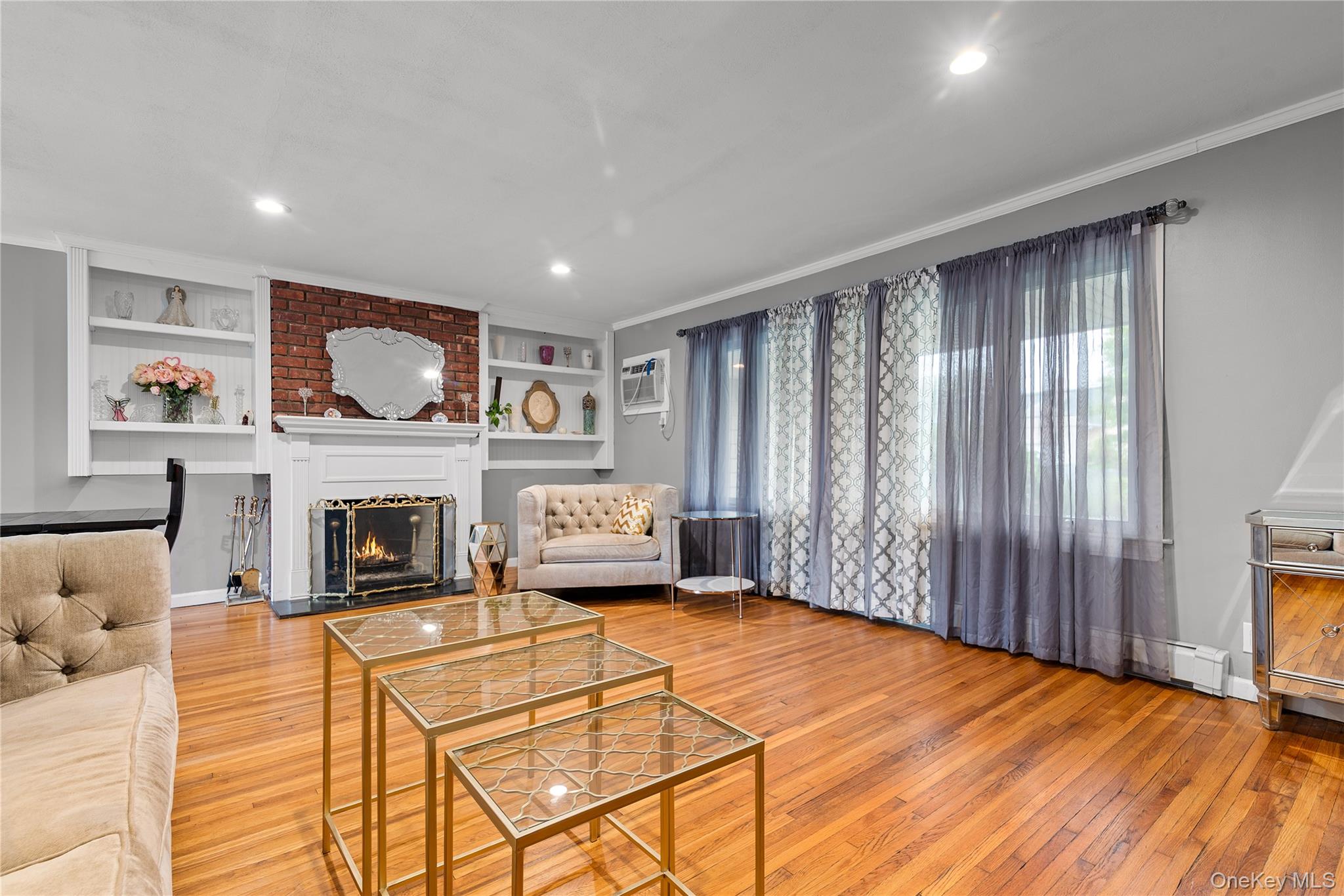 10 Cail Drive, East Rockaway, NY 11518