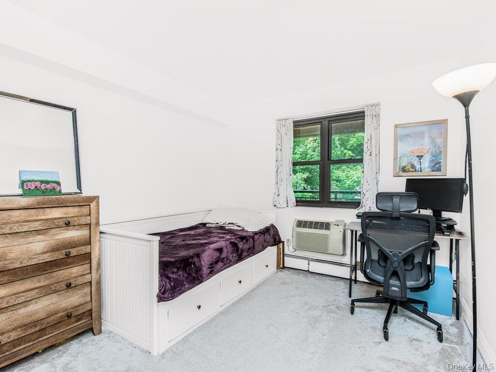 505 Central Avenue # 618, White Plains, NY 10606