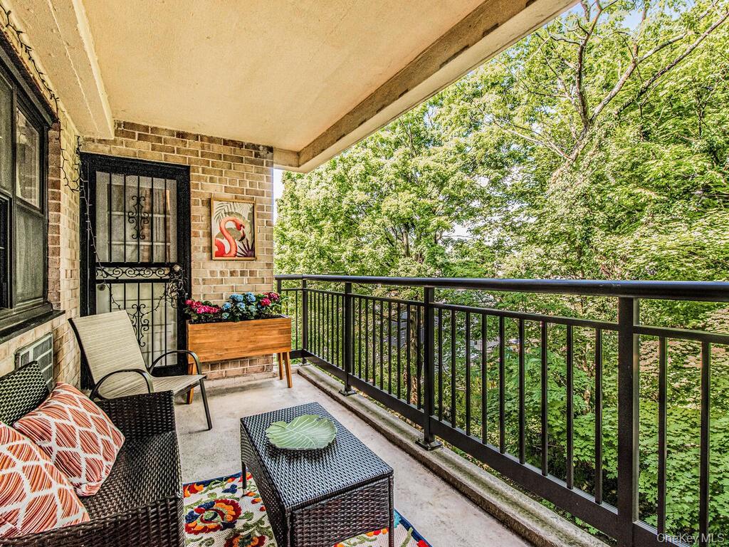 505 Central Avenue # 618, White Plains, NY 10606