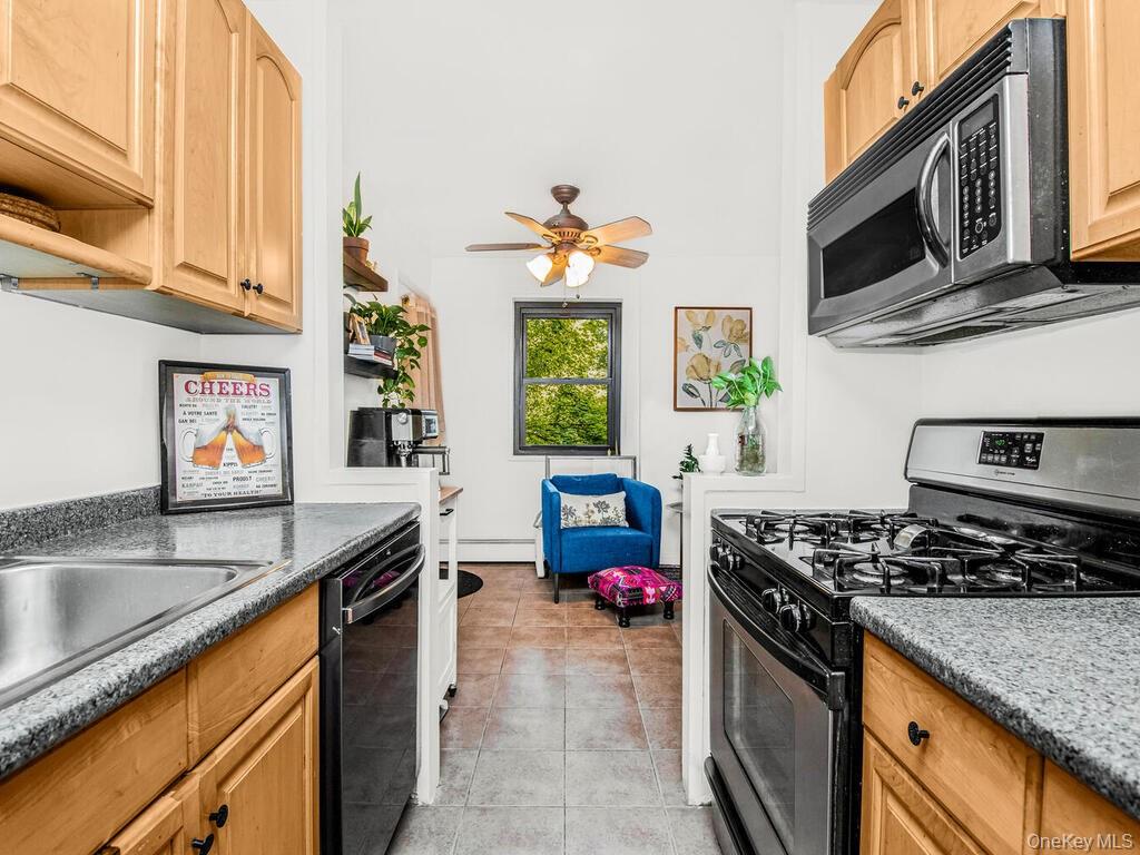 505 Central Avenue # 618, White Plains, NY 10606