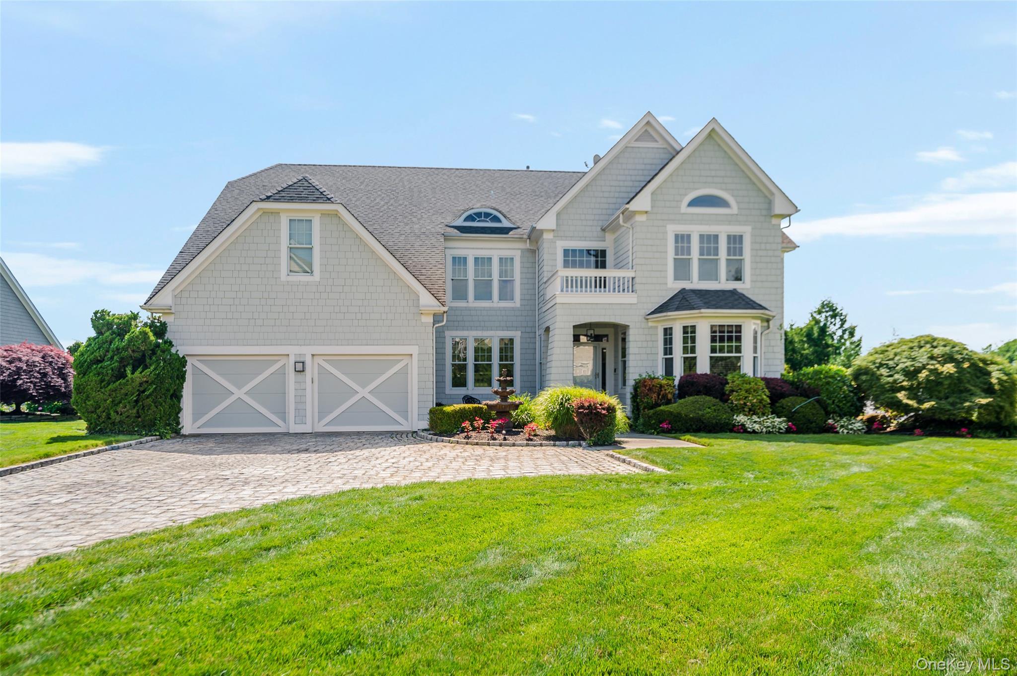 38 Pembroke Drive, Glen Cove, NY 11542