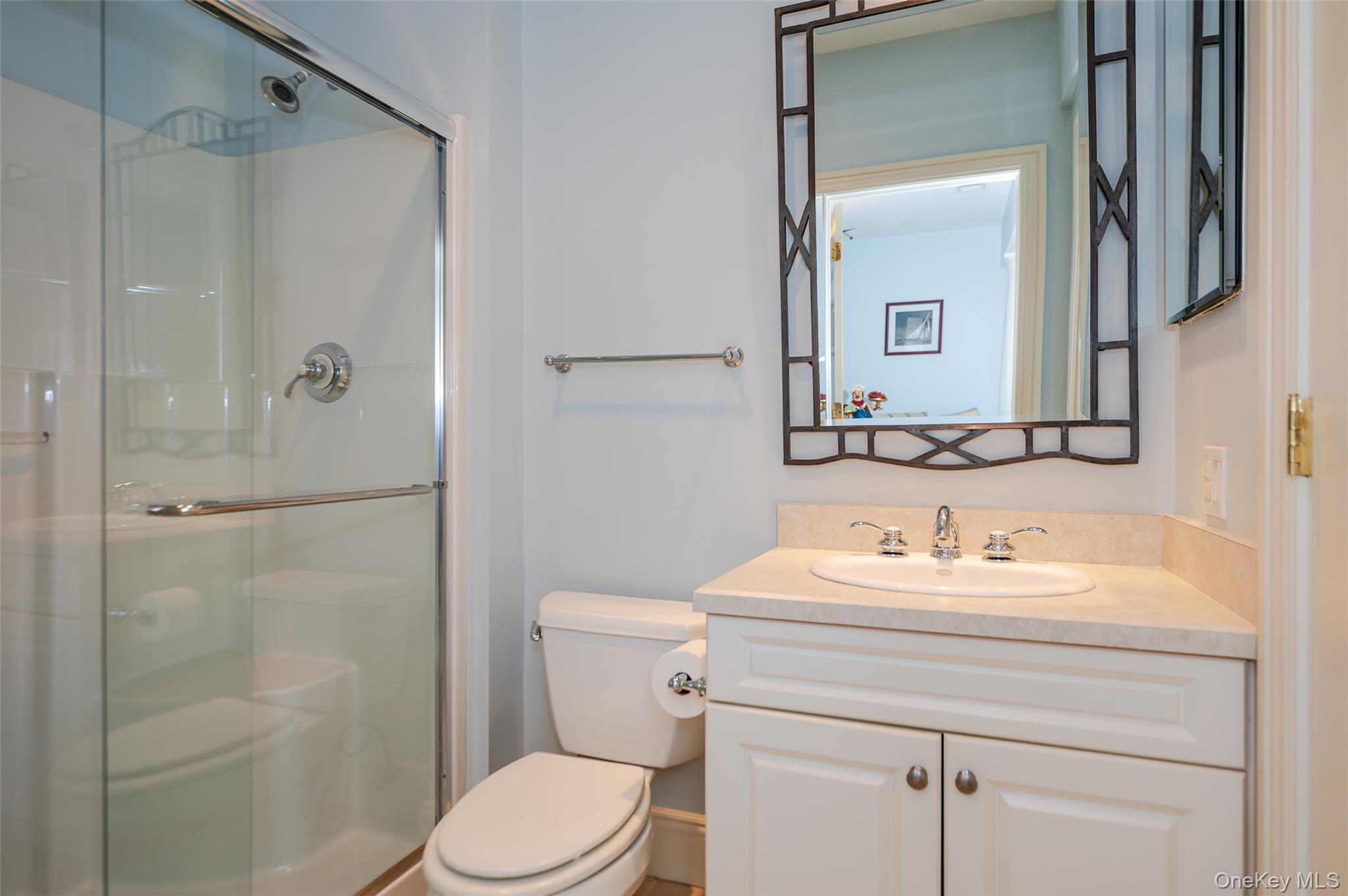 38 Pembroke Drive, Glen Cove, NY 11542