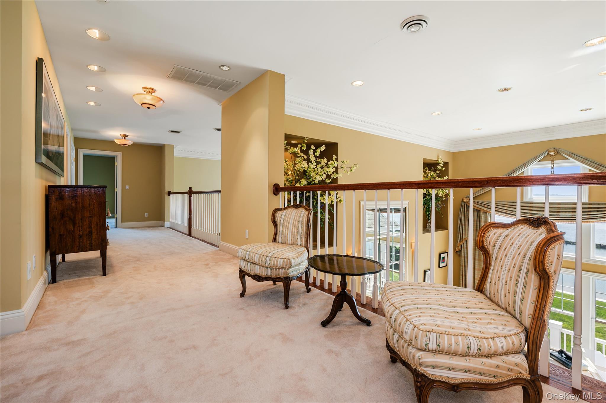 38 Pembroke Drive, Glen Cove, NY 11542