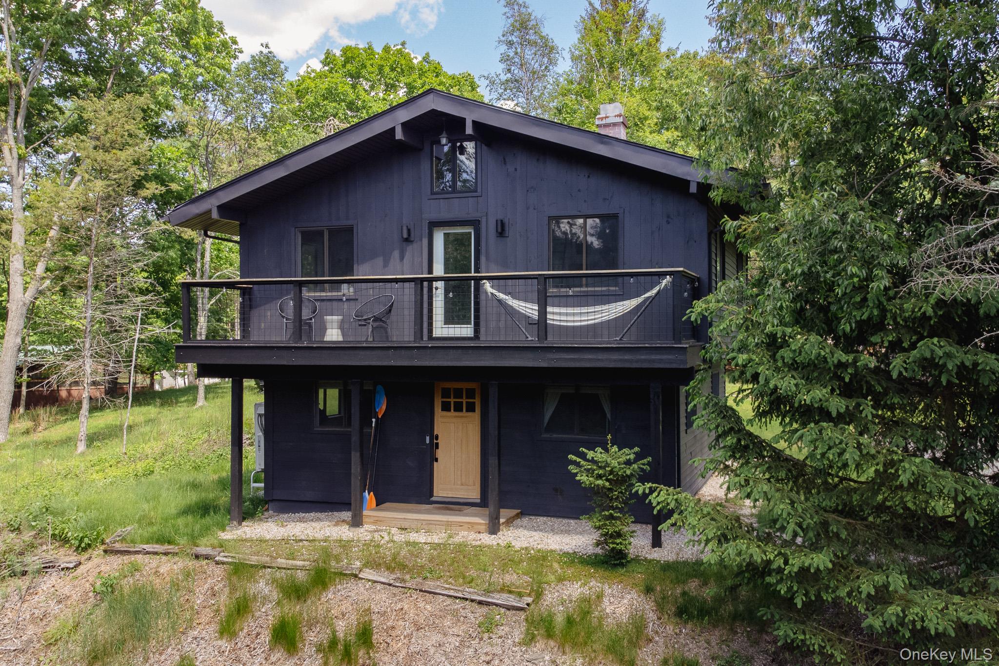 47 Cherokee Drive, Hillsdale, NY 12529