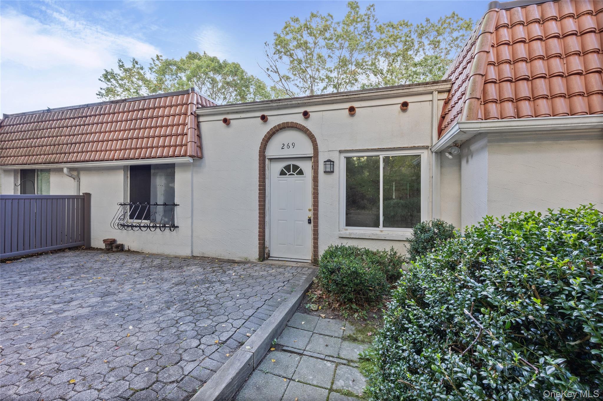 269 Brettonwoods Drive # 269, Coram, NY 11727