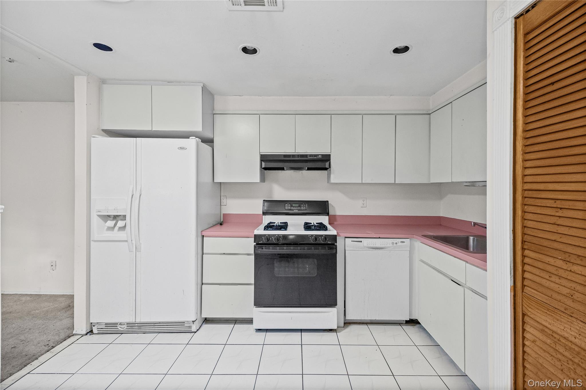 269 Brettonwoods Drive # 269, Coram, NY 11727