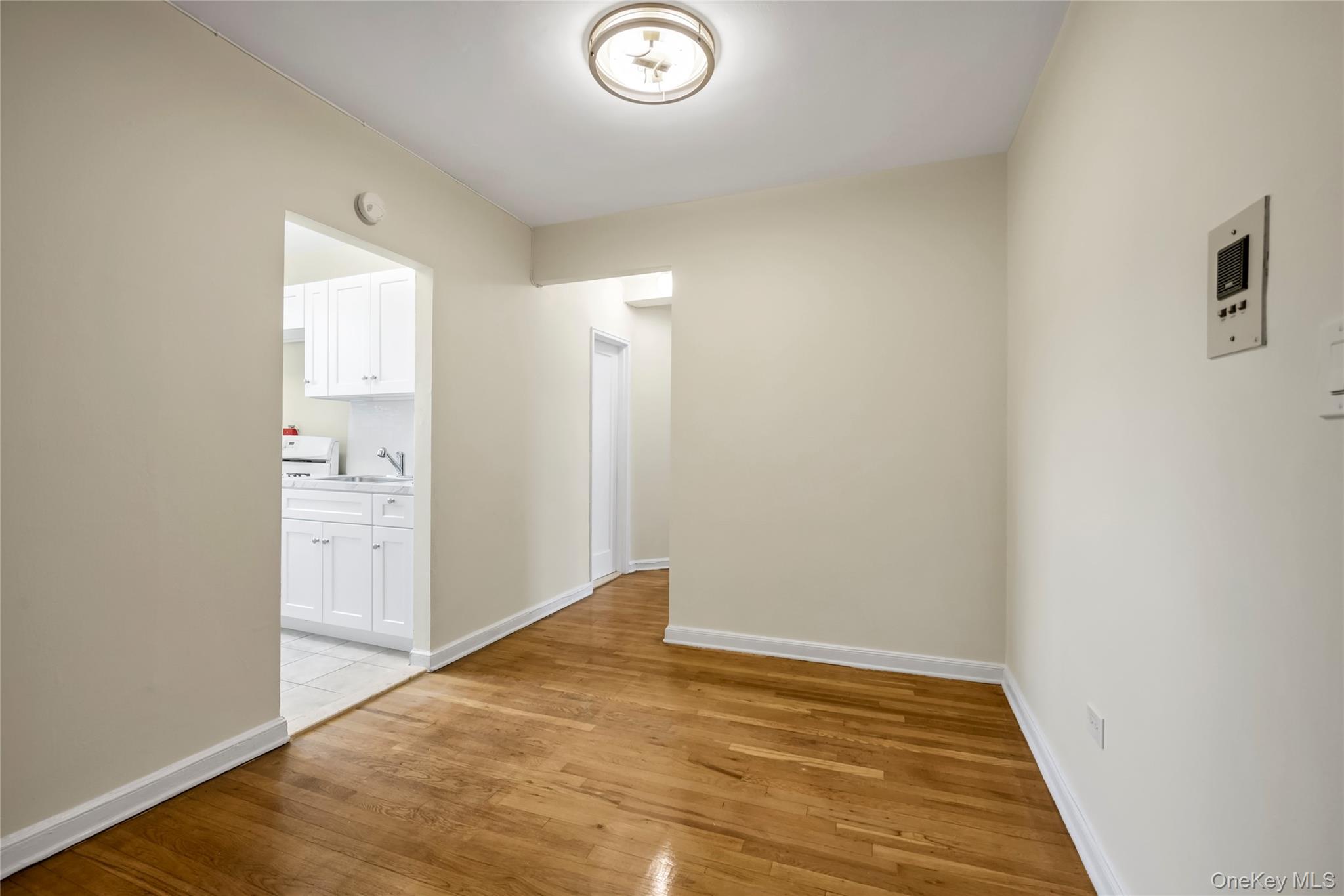 71-11 Yellowstone Boulevard # 4A, Forest Hills, NY 11375