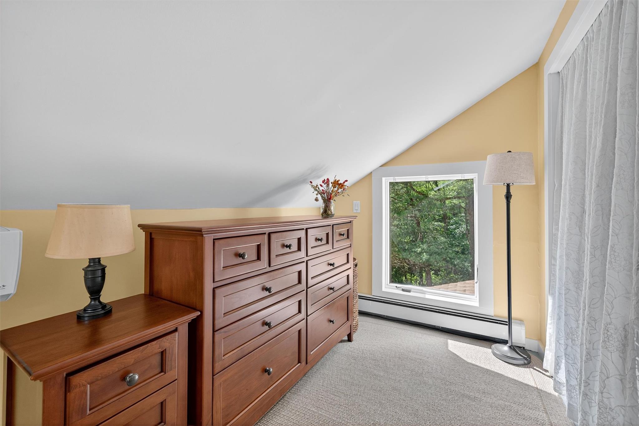 62 Guymard Turnpike, Godeffroy, NY 12729