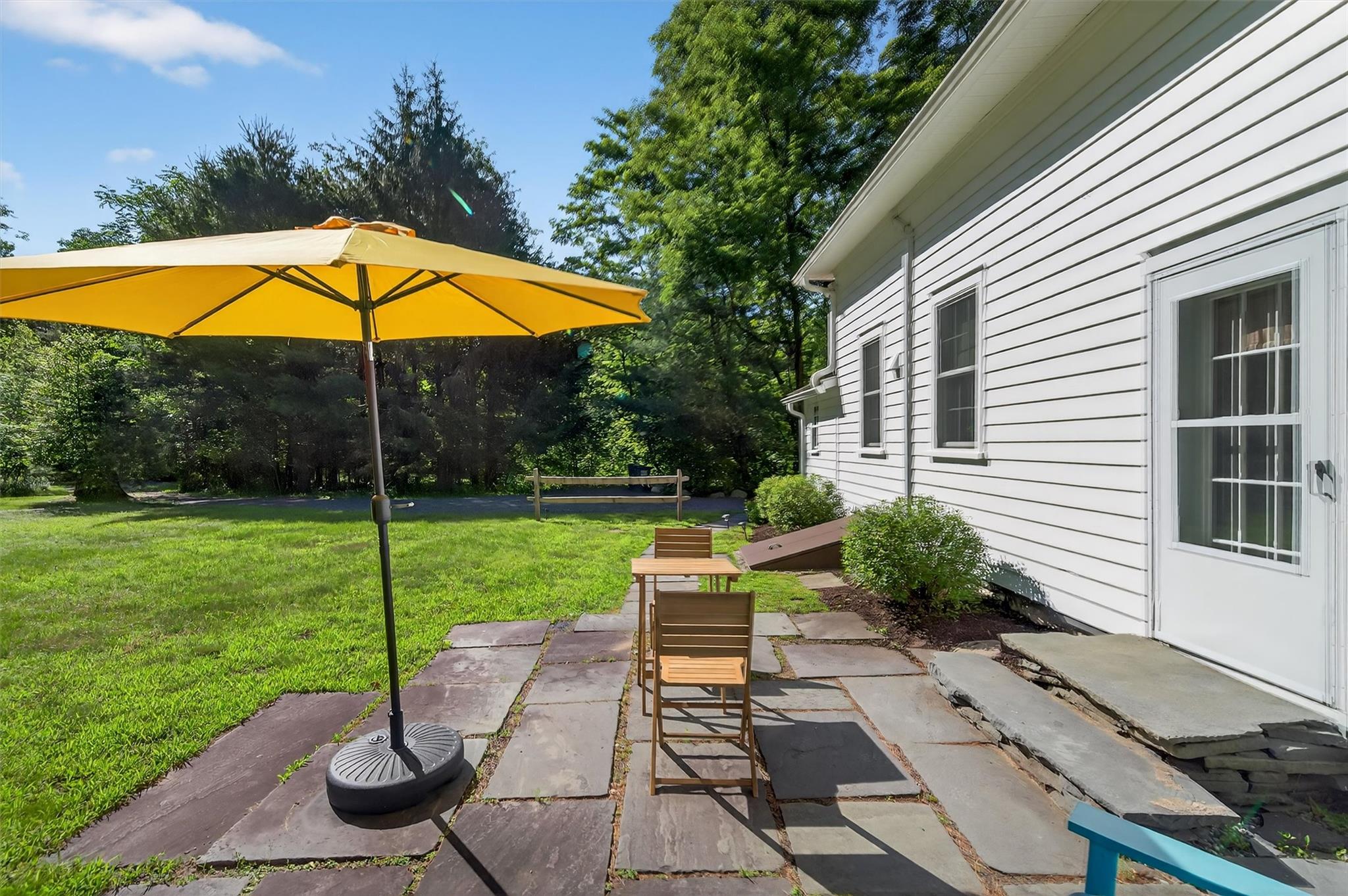 62 Guymard Turnpike, Godeffroy, NY 12729