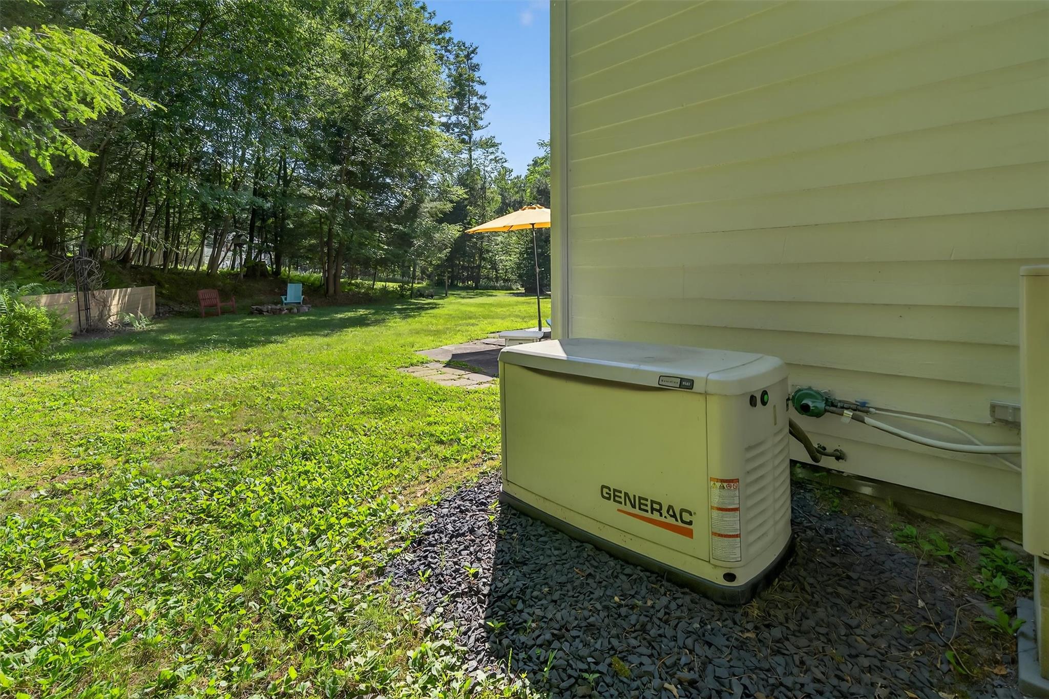 62 Guymard Turnpike, Godeffroy, NY 12729