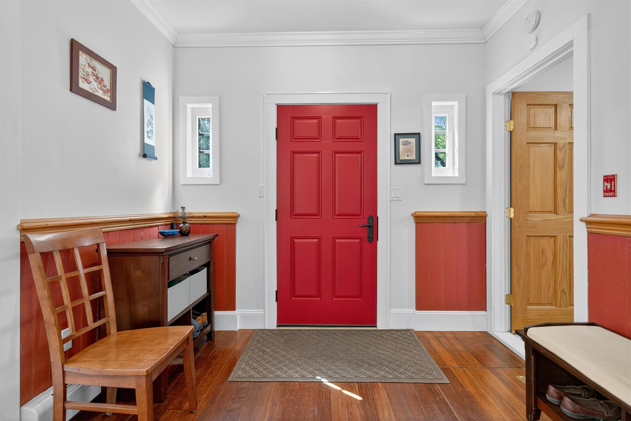 62 Guymard Turnpike, Godeffroy, NY 12729