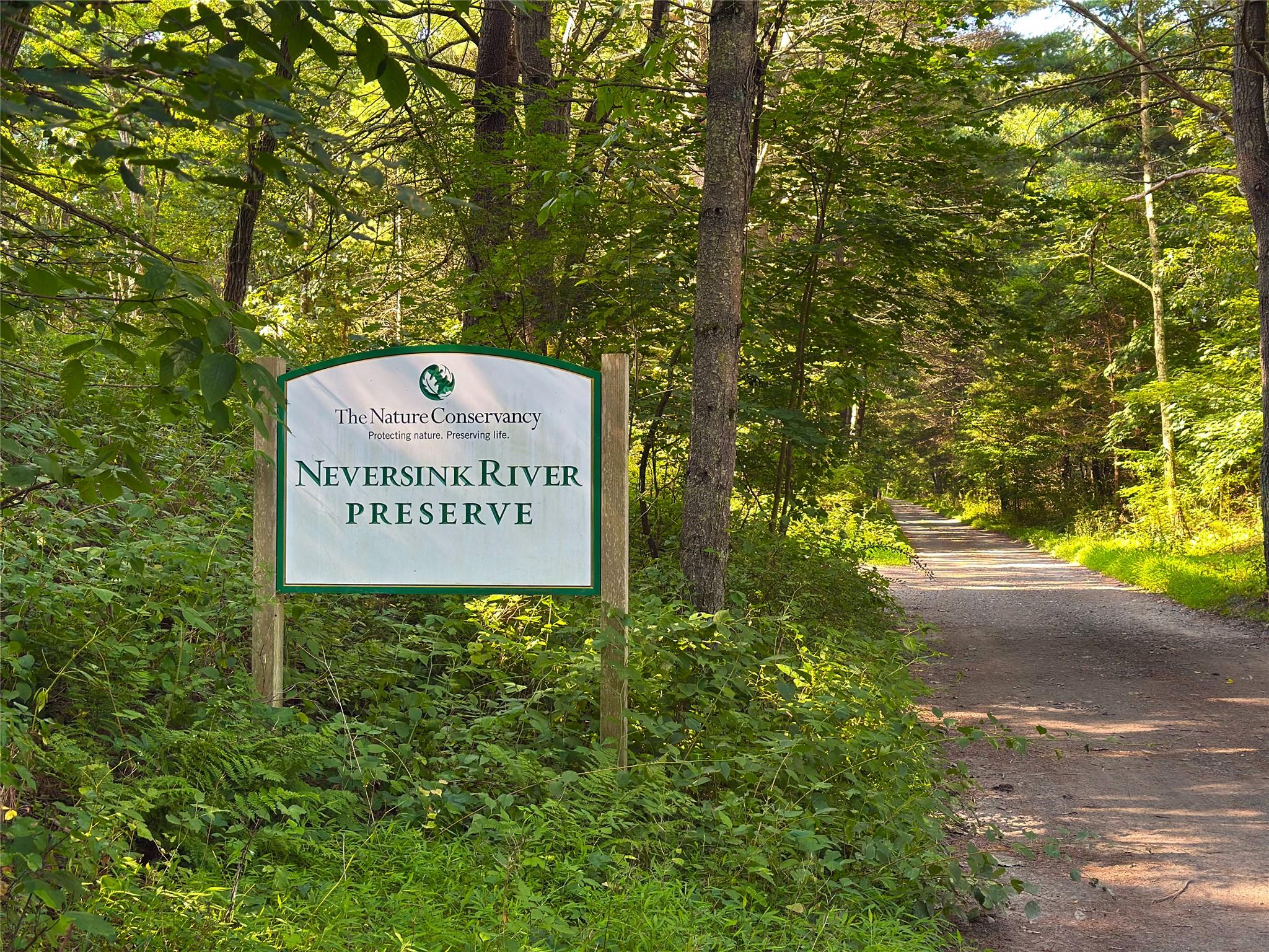 62 Guymard Turnpike, Godeffroy, NY 12729