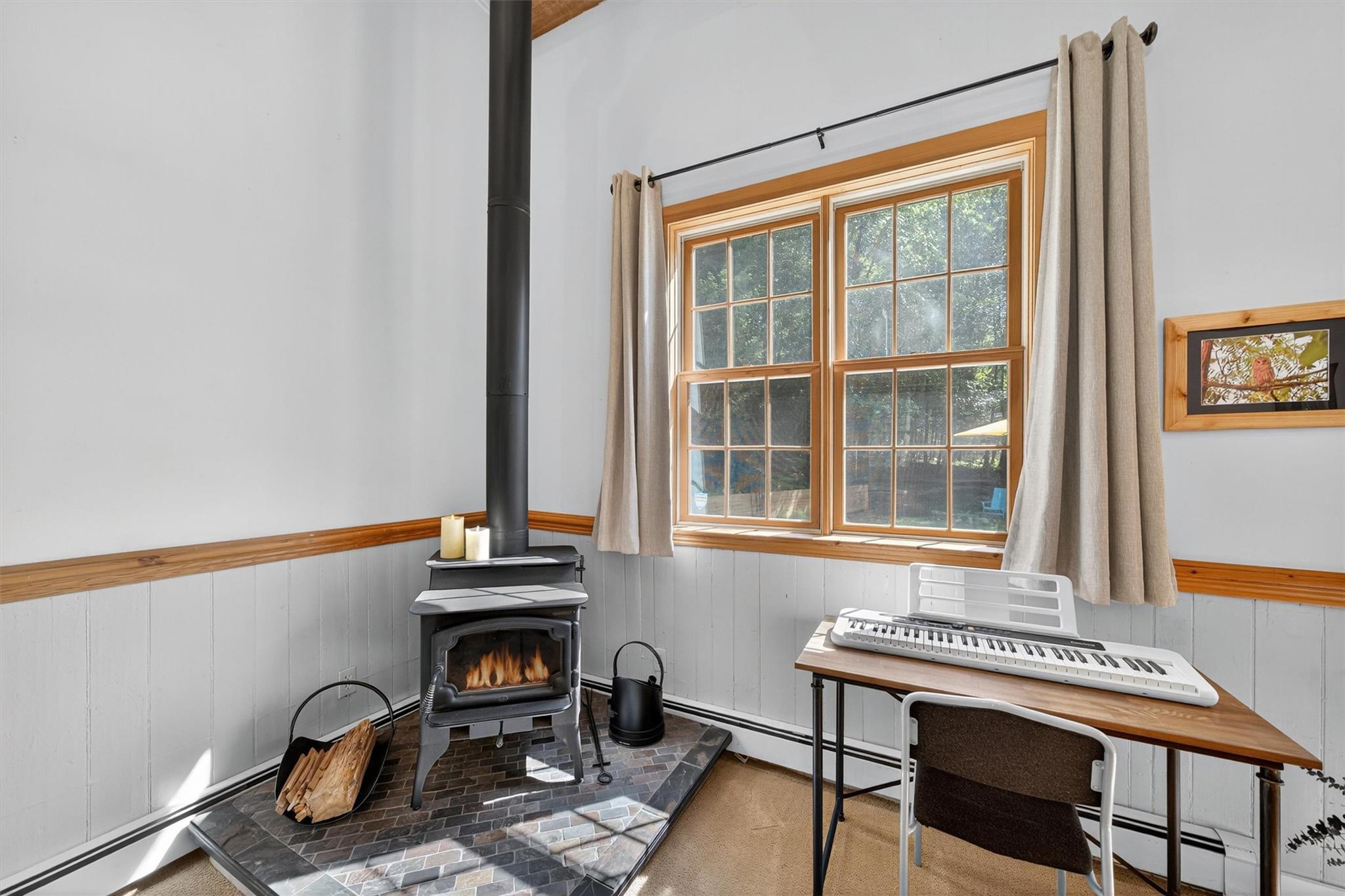 62 Guymard Turnpike, Godeffroy, NY 12729