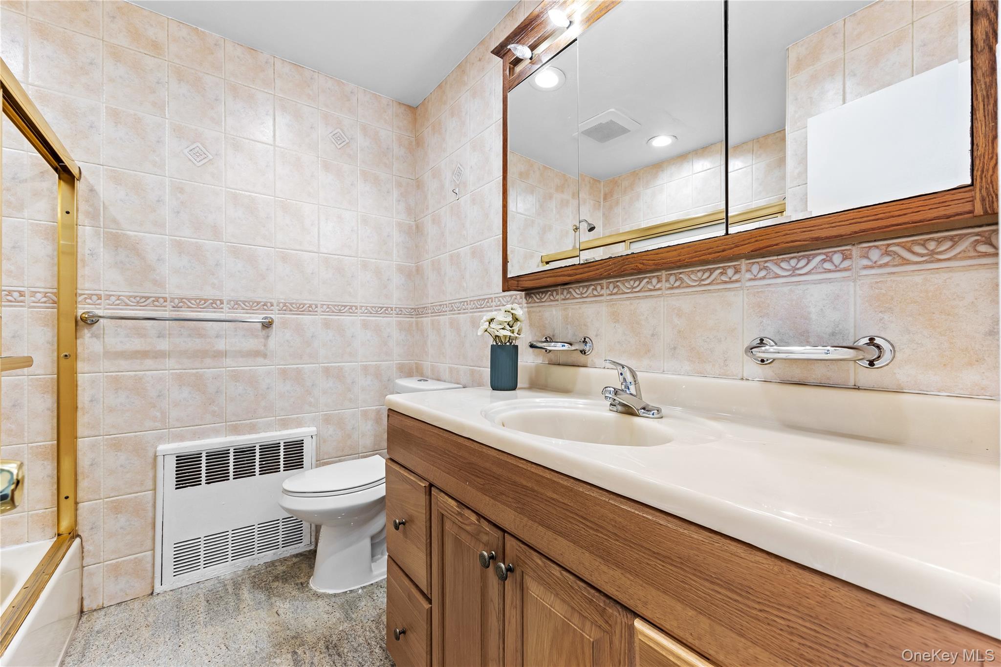 5-39 117 Street, College Point, NY 11356