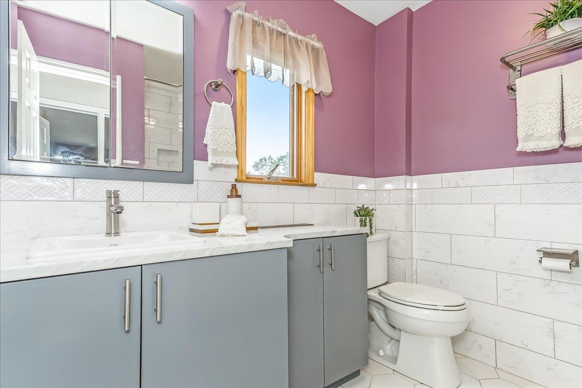 165 Wheeler Avenue, Valley Stream, NY 11580