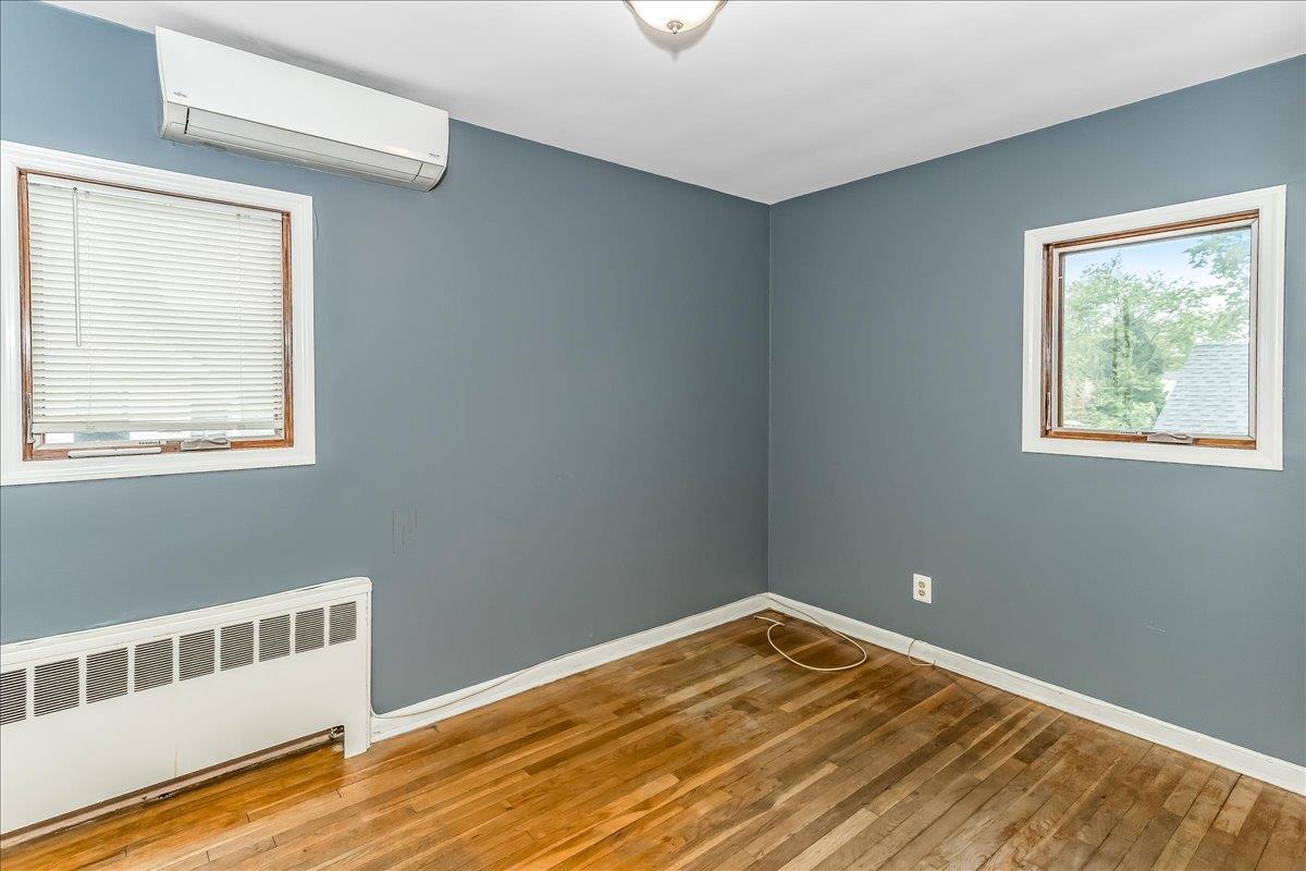 165 Wheeler Avenue, Valley Stream, NY 11580