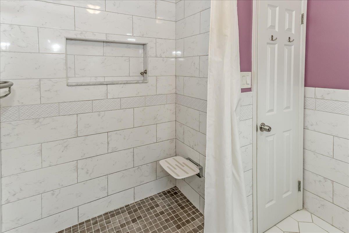 165 Wheeler Avenue, Valley Stream, NY 11580