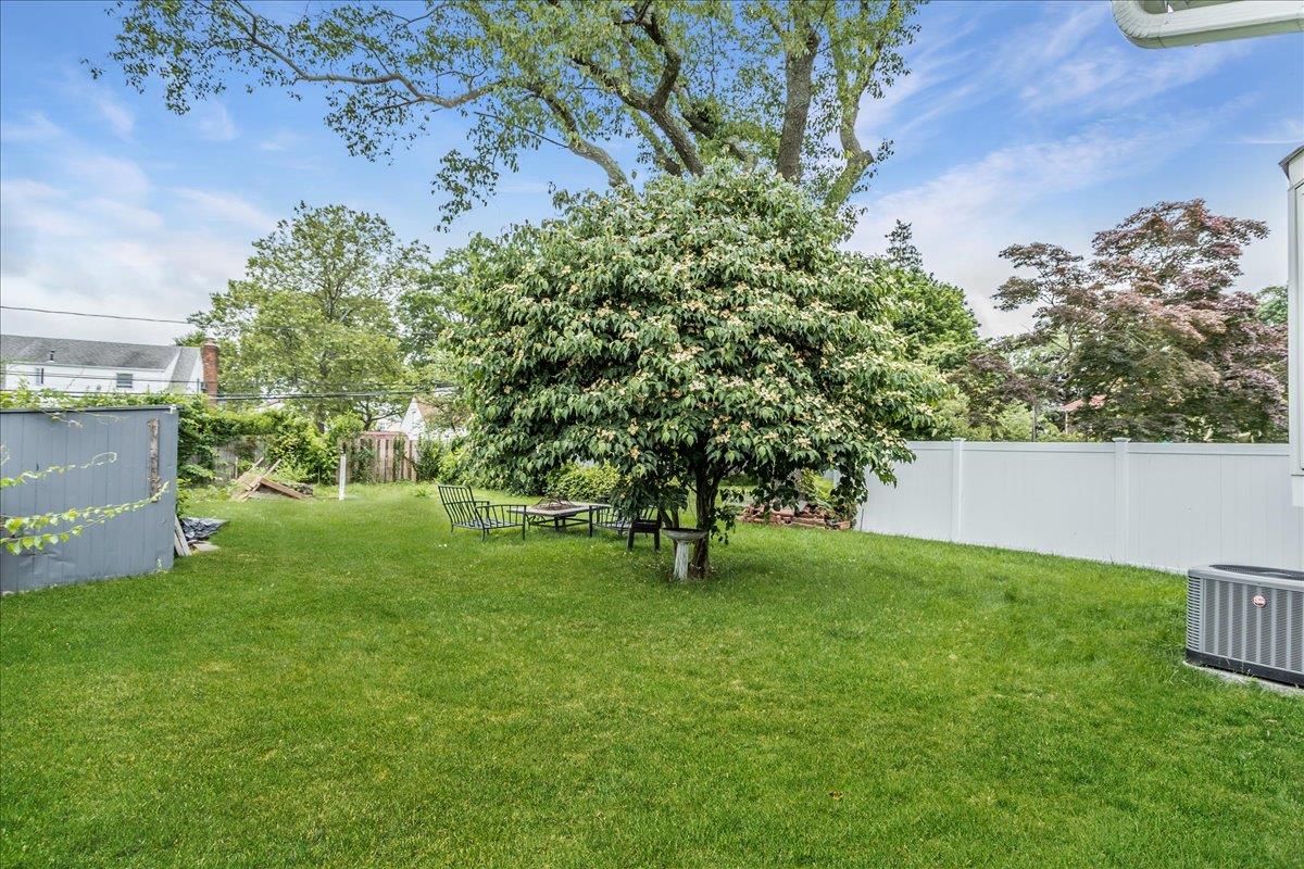 165 Wheeler Avenue, Valley Stream, NY 11580