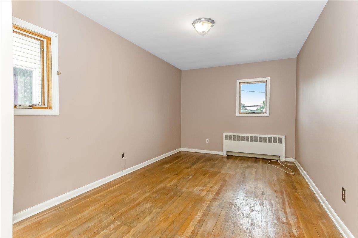 165 Wheeler Avenue, Valley Stream, NY 11580