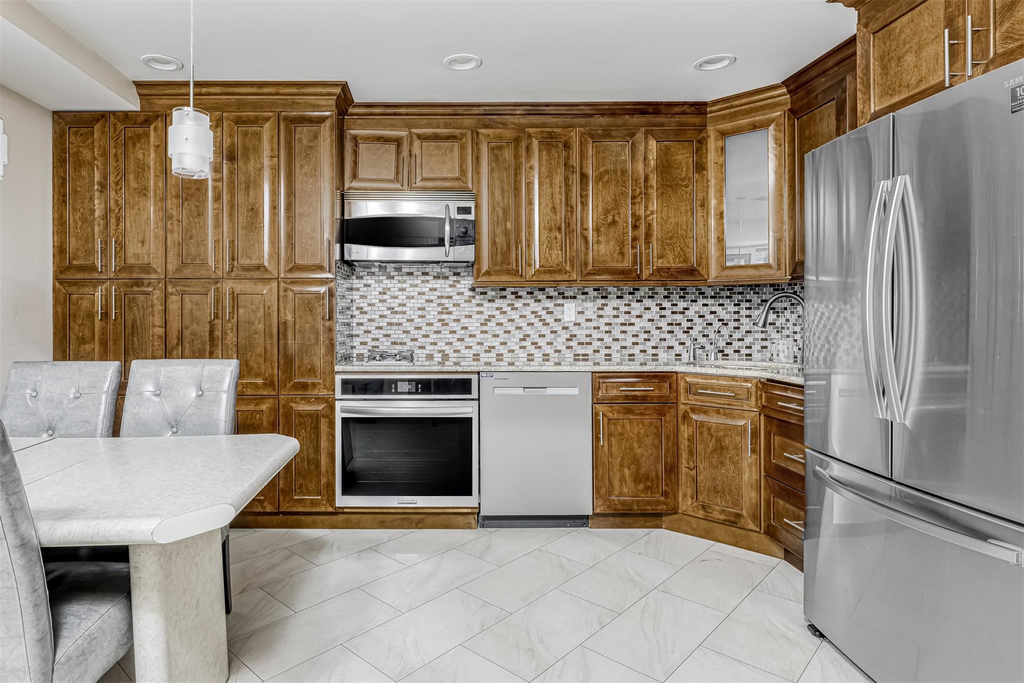 33 Sandy Brook Drive, Spring Valley, NY 10977