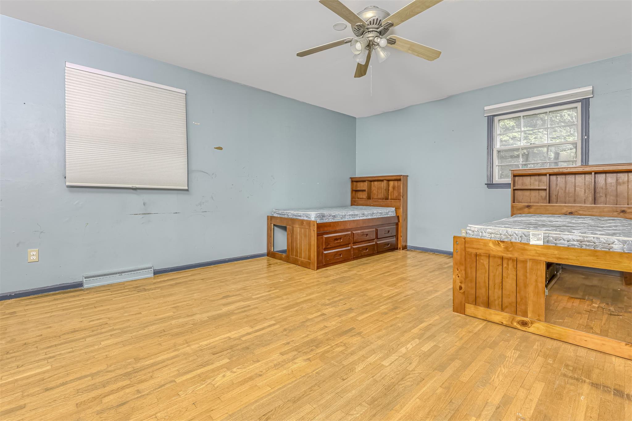 33 Sandy Brook Drive, Spring Valley, NY 10977