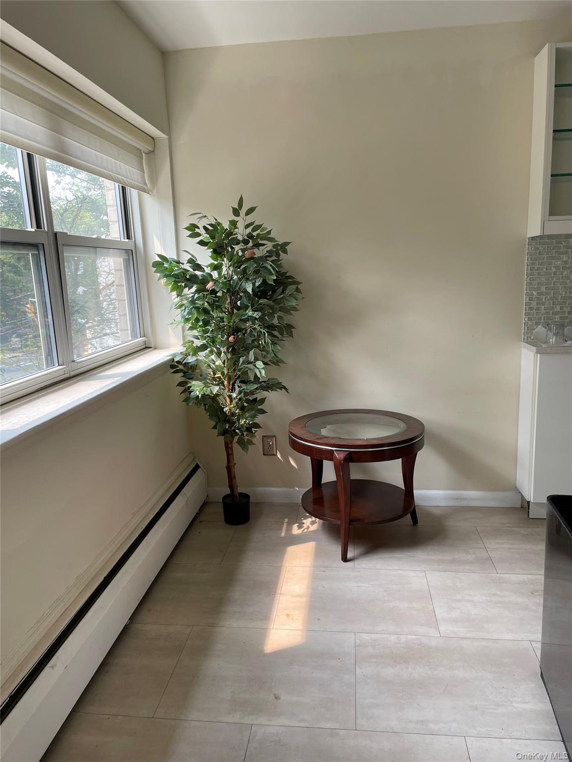 1 Wooleys Lane # 2B, Great Neck, NY 11023