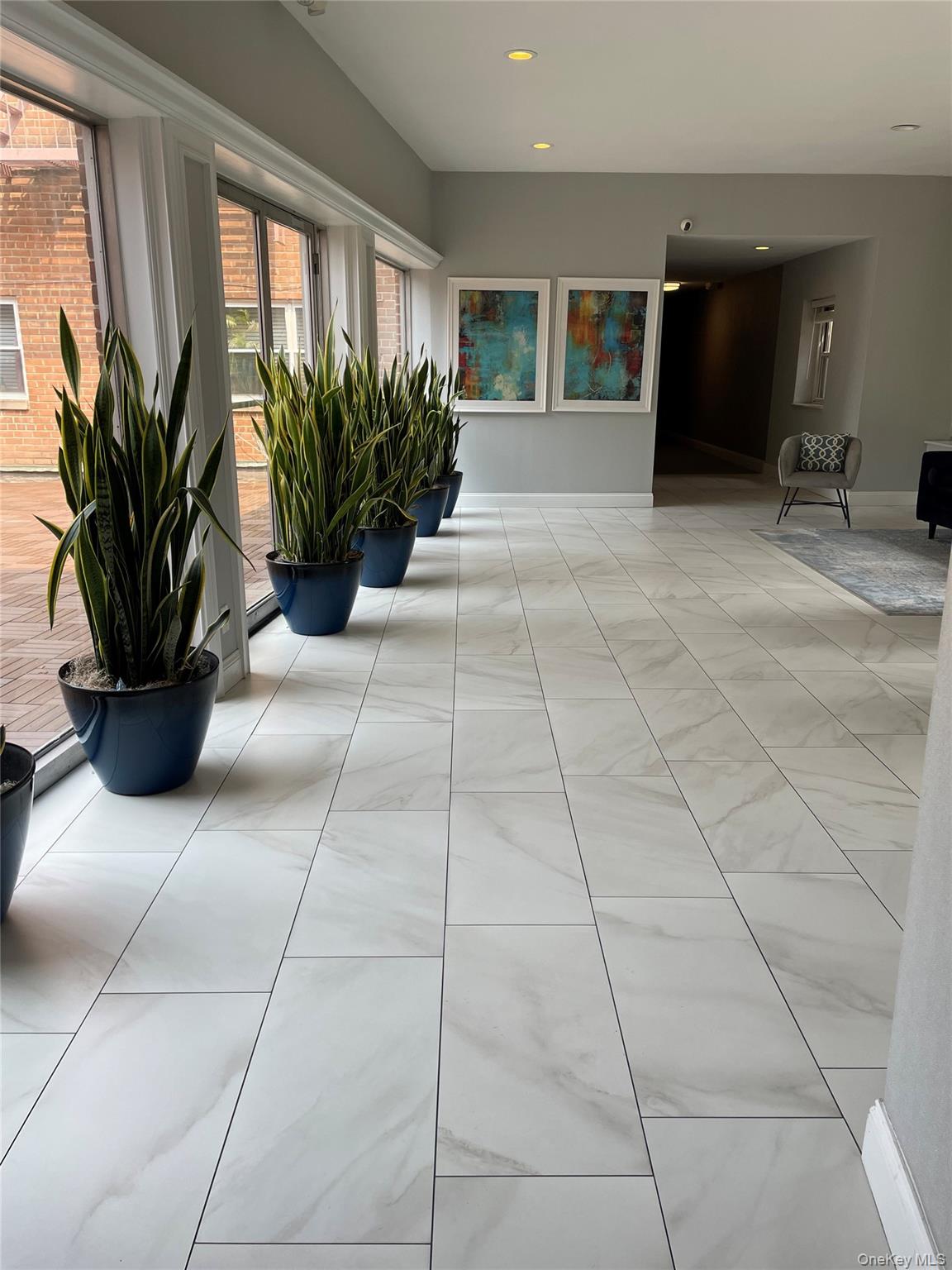 1 Wooleys Lane # 2B, Great Neck, NY 11023