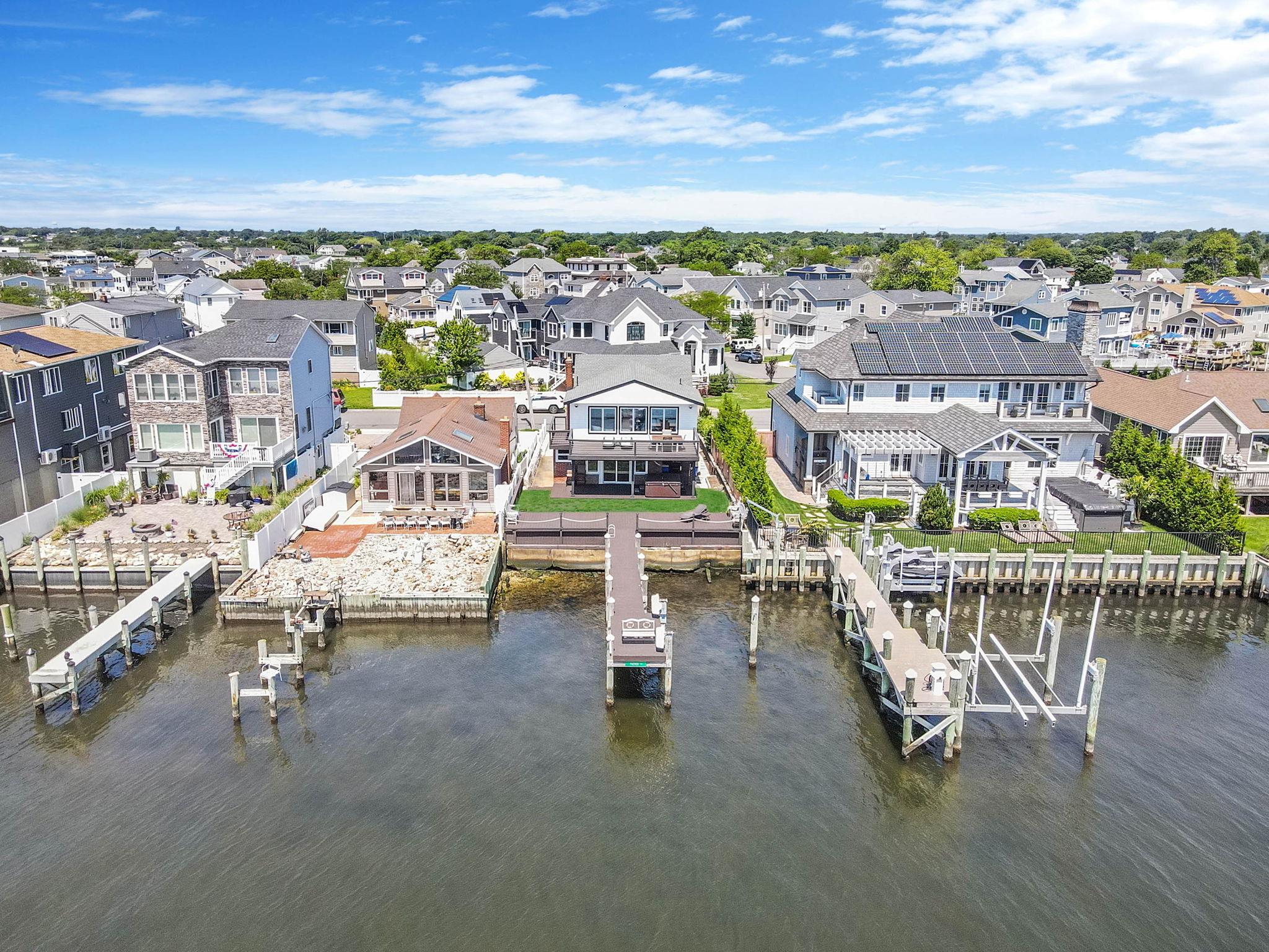 87 E Shore Drive, Babylon, NY 11702