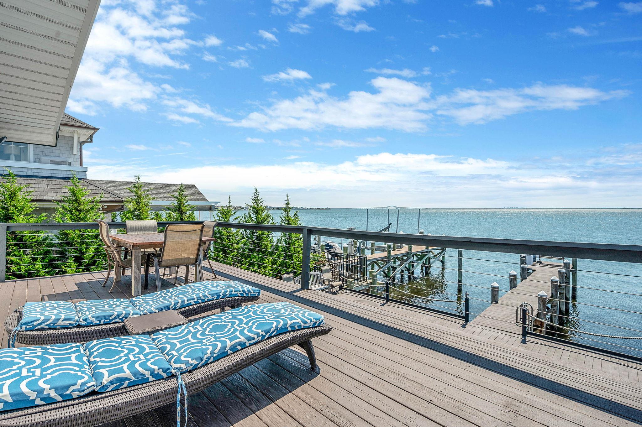 87 E Shore Drive, Babylon, NY 11702