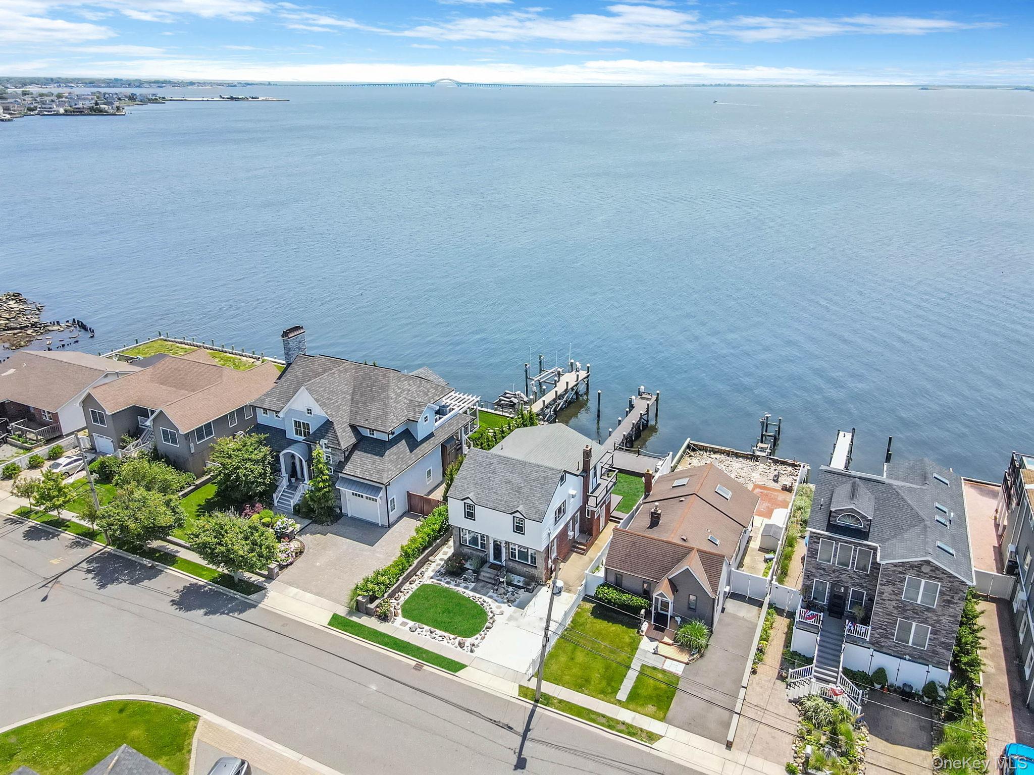 87 E Shore Drive, Babylon, NY 11702