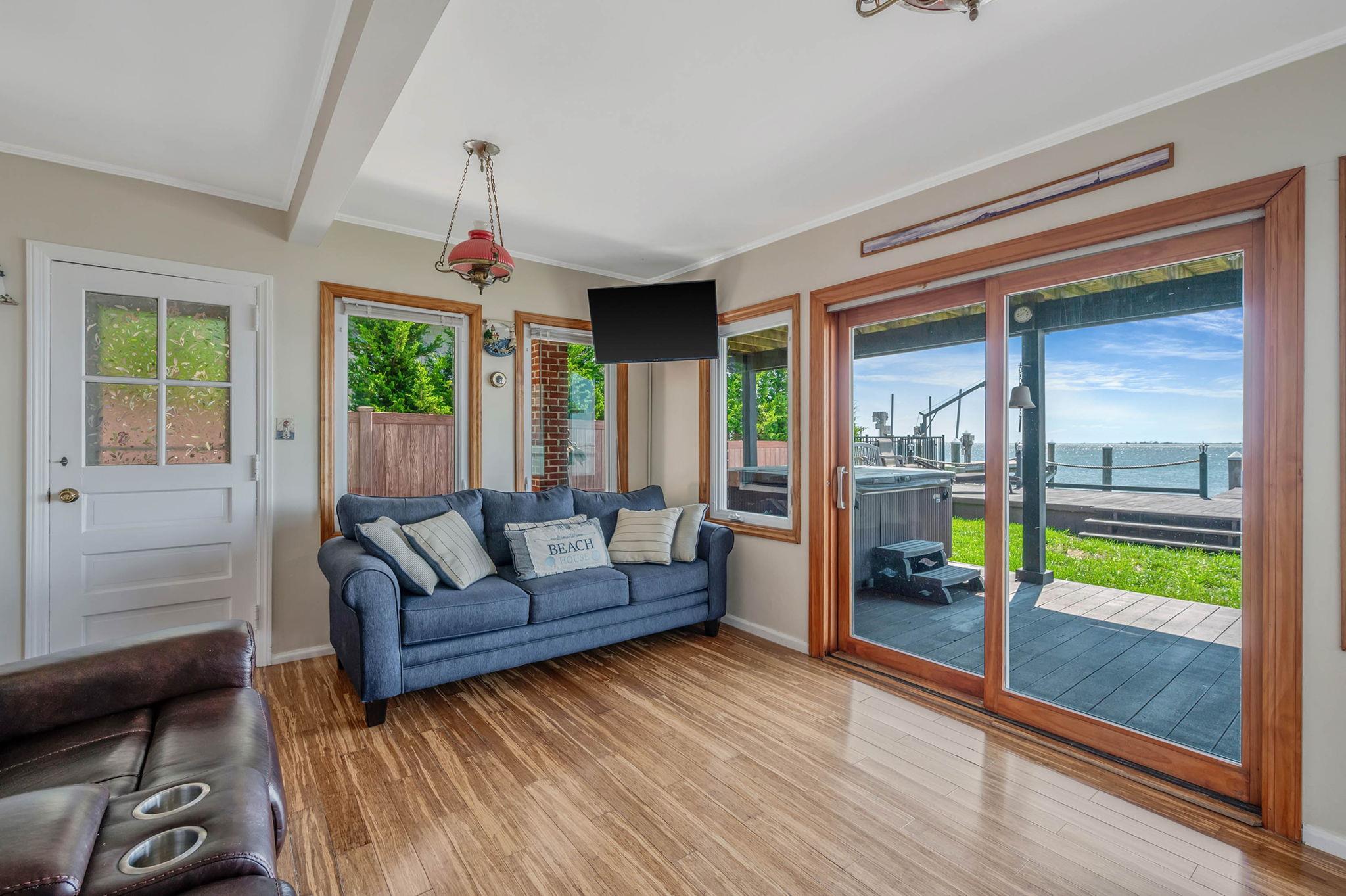 87 E Shore Drive, Babylon, NY 11702