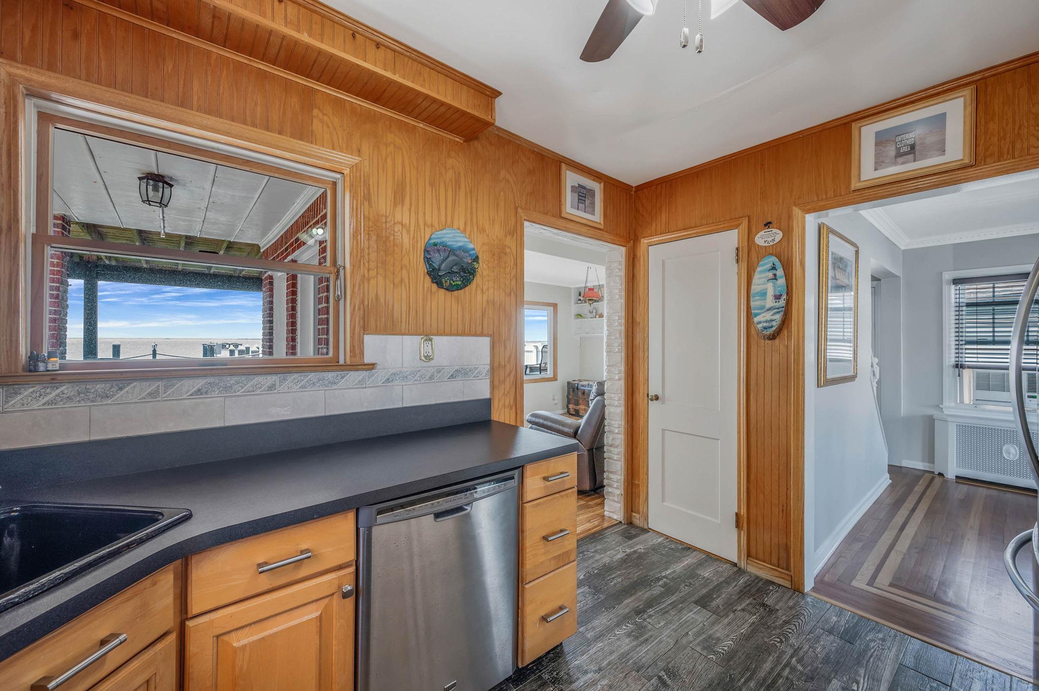 87 E Shore Drive, Babylon, NY 11702