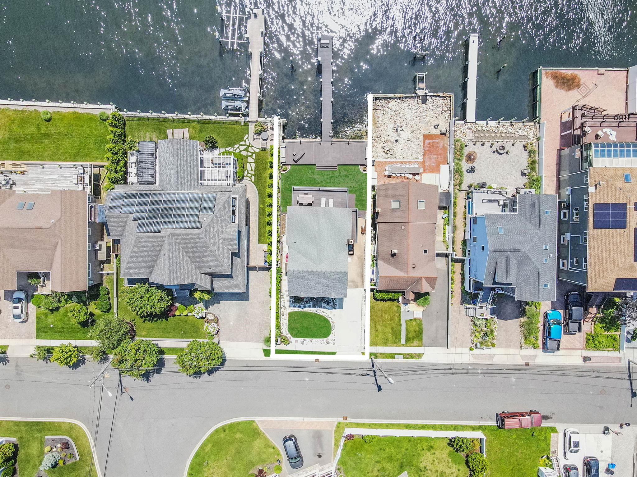 87 E Shore Drive, Babylon, NY 11702