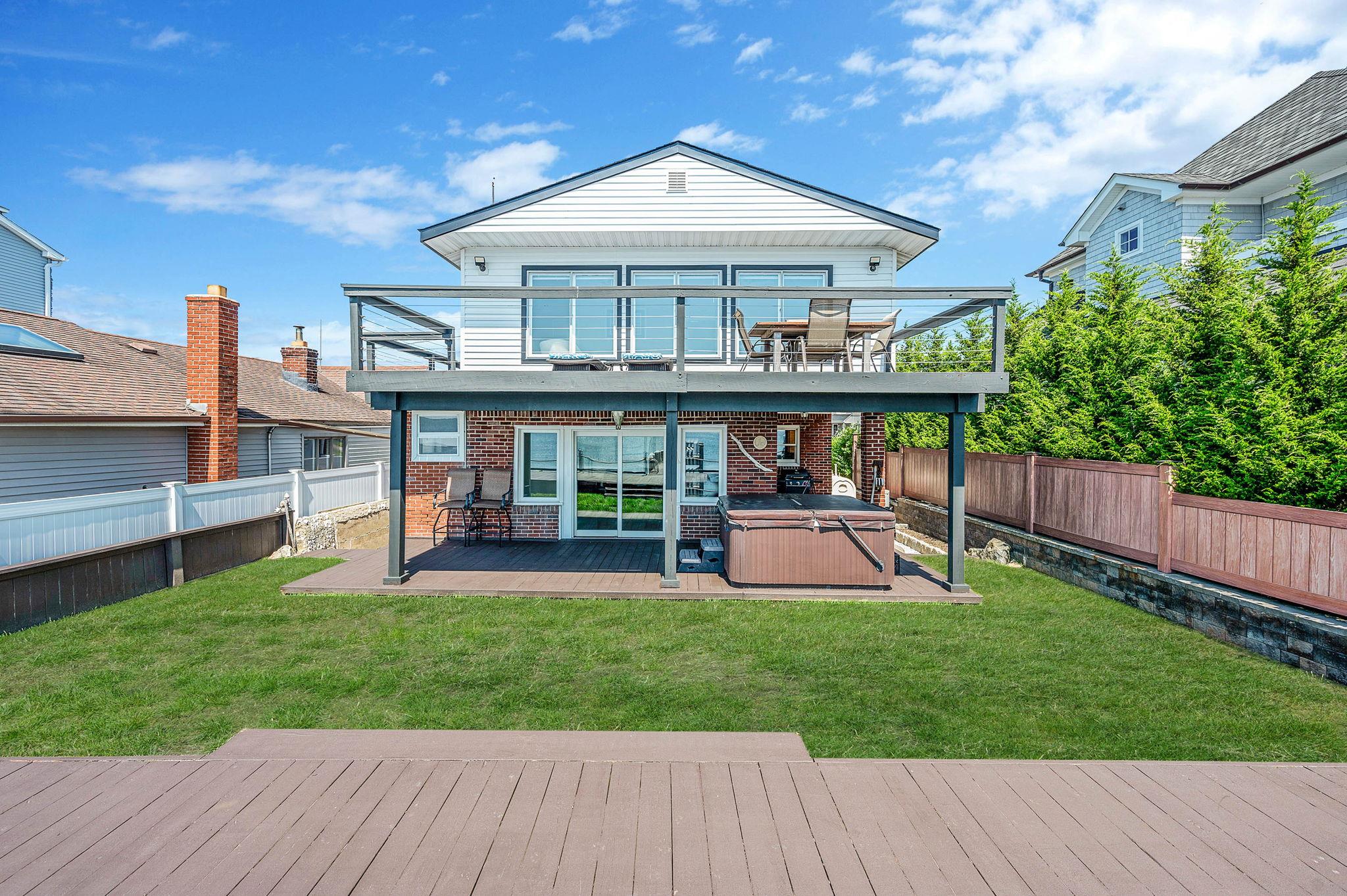 87 E Shore Drive, Babylon, NY 11702