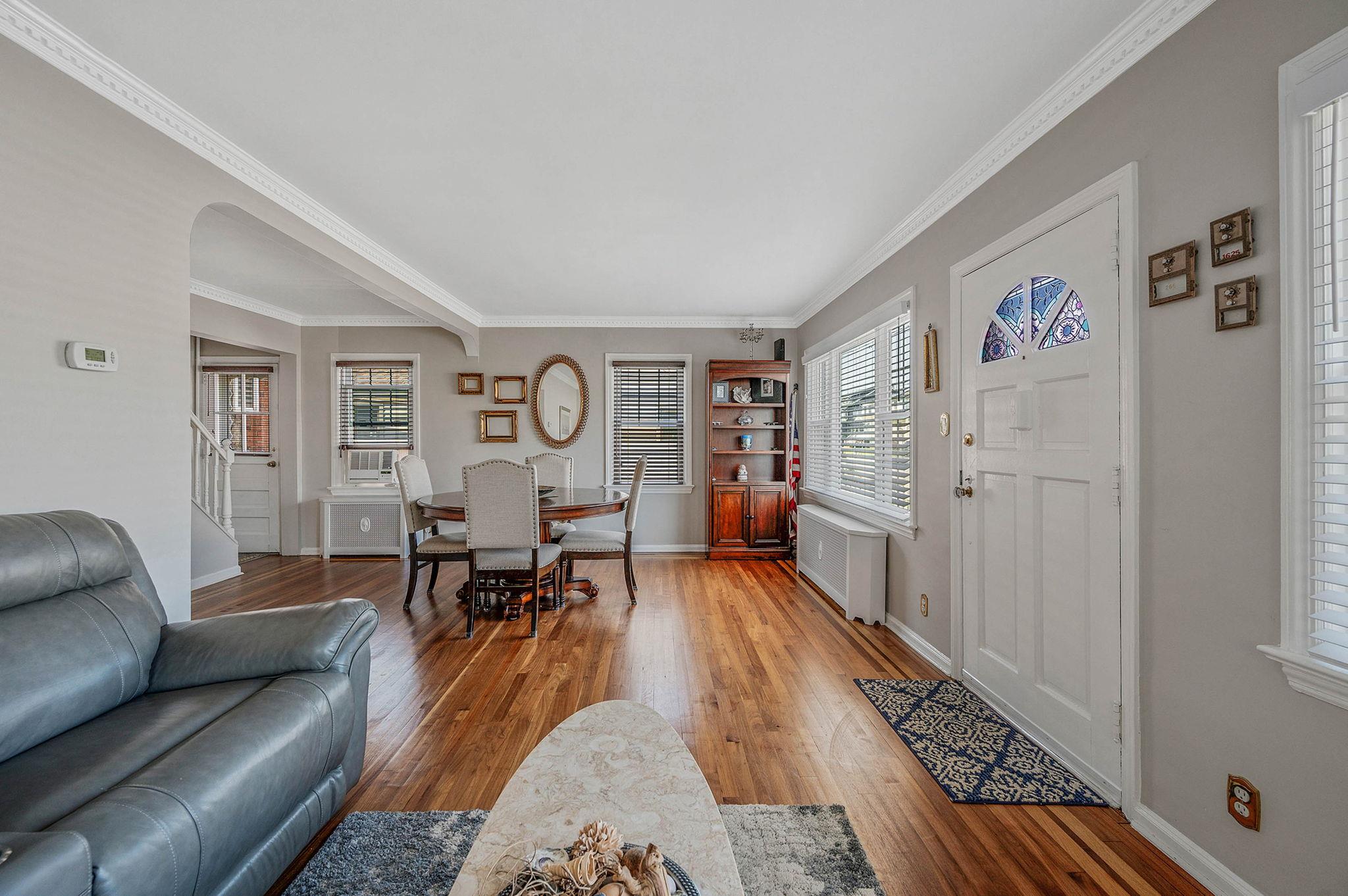 87 E Shore Drive, Babylon, NY 11702