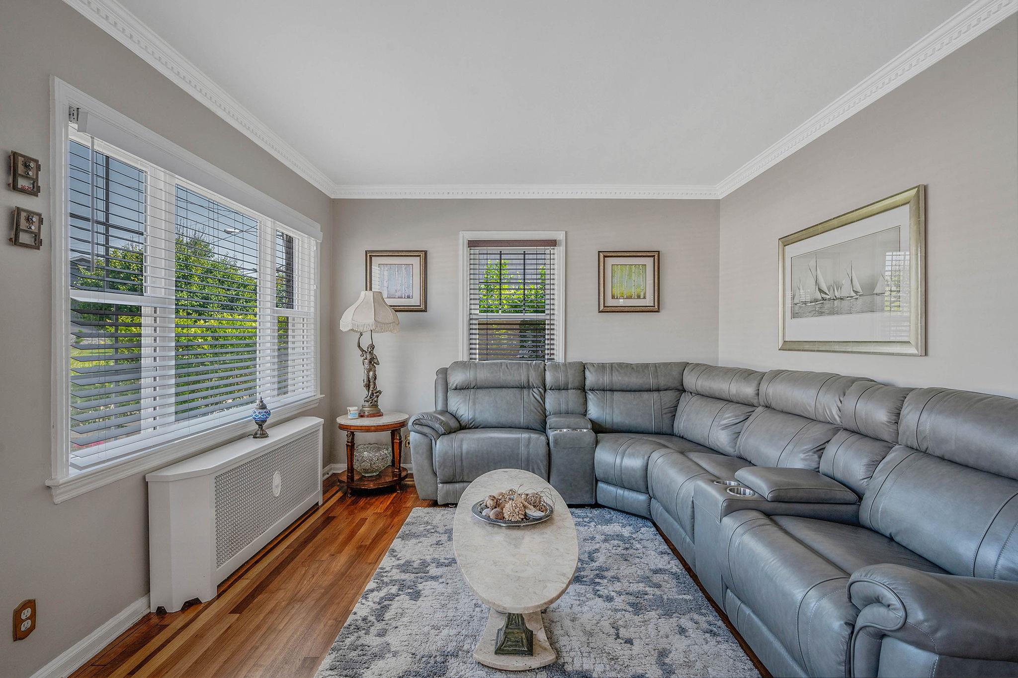 87 E Shore Drive, Babylon, NY 11702