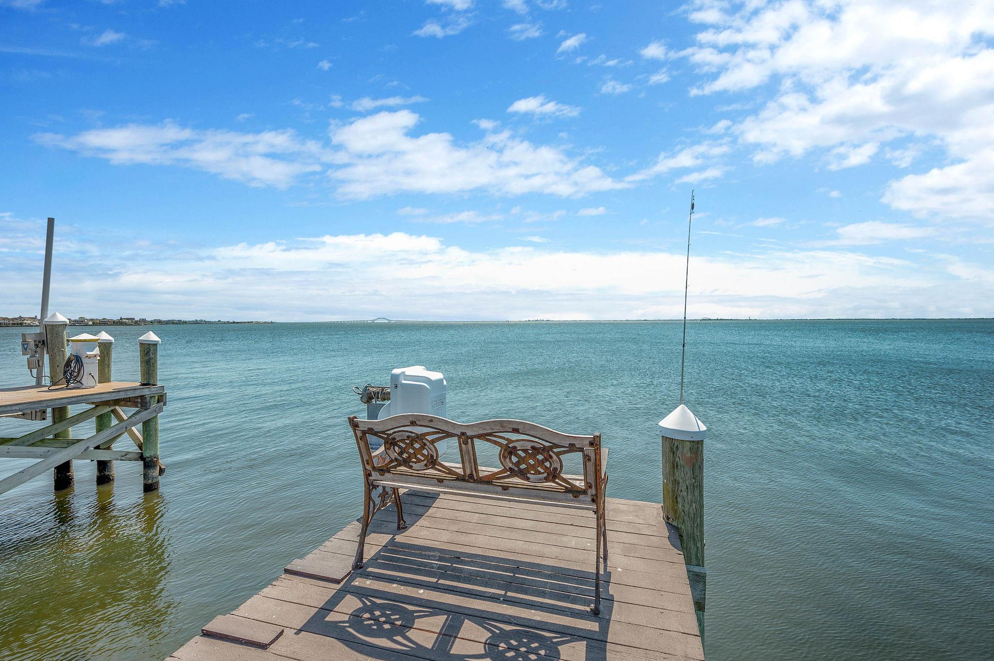 87 E Shore Drive, Babylon, NY 11702