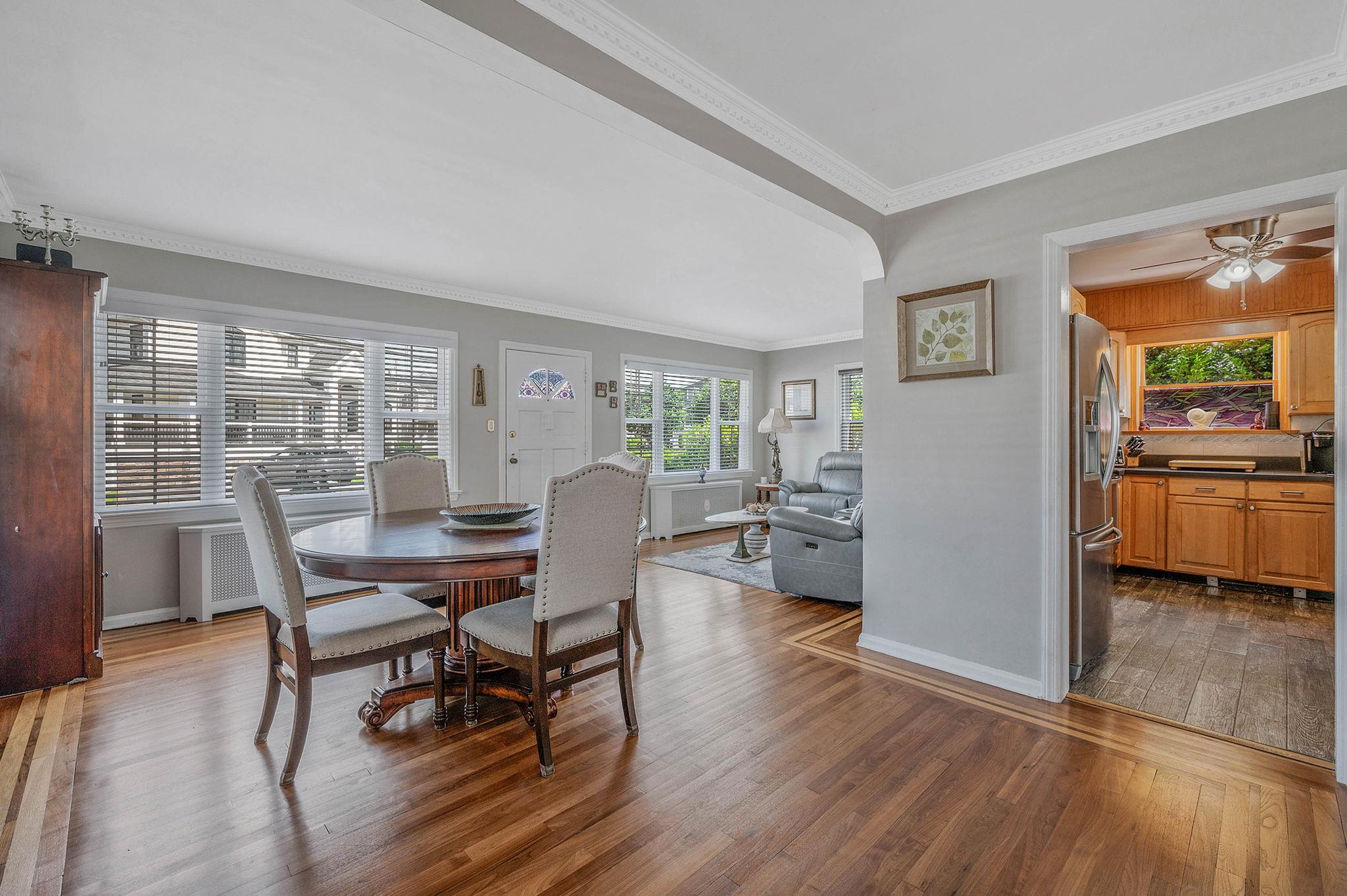 87 E Shore Drive, Babylon, NY 11702