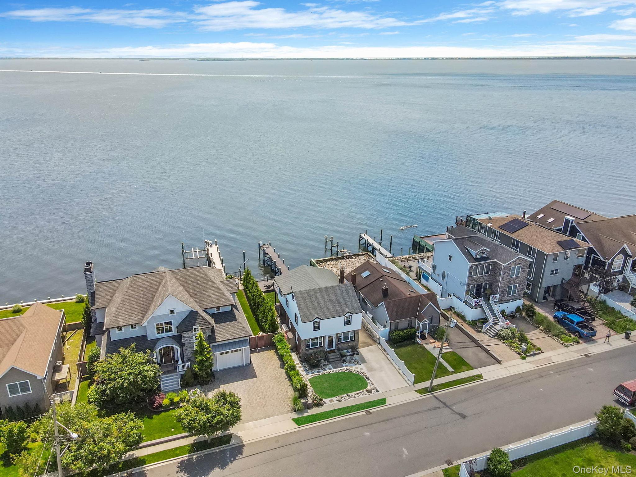 87 E Shore Drive, Babylon, NY 11702