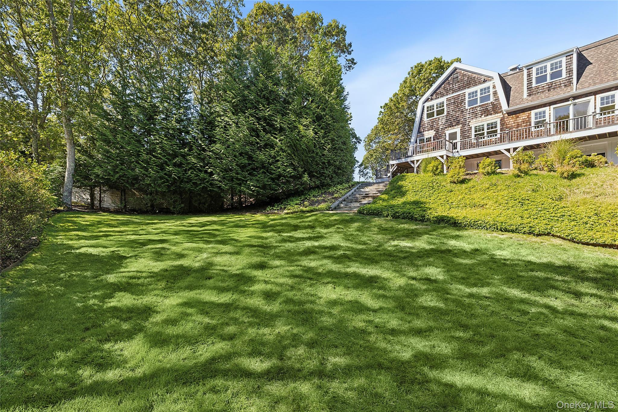 22 Old Trail Road, Water Mill, NY 11976