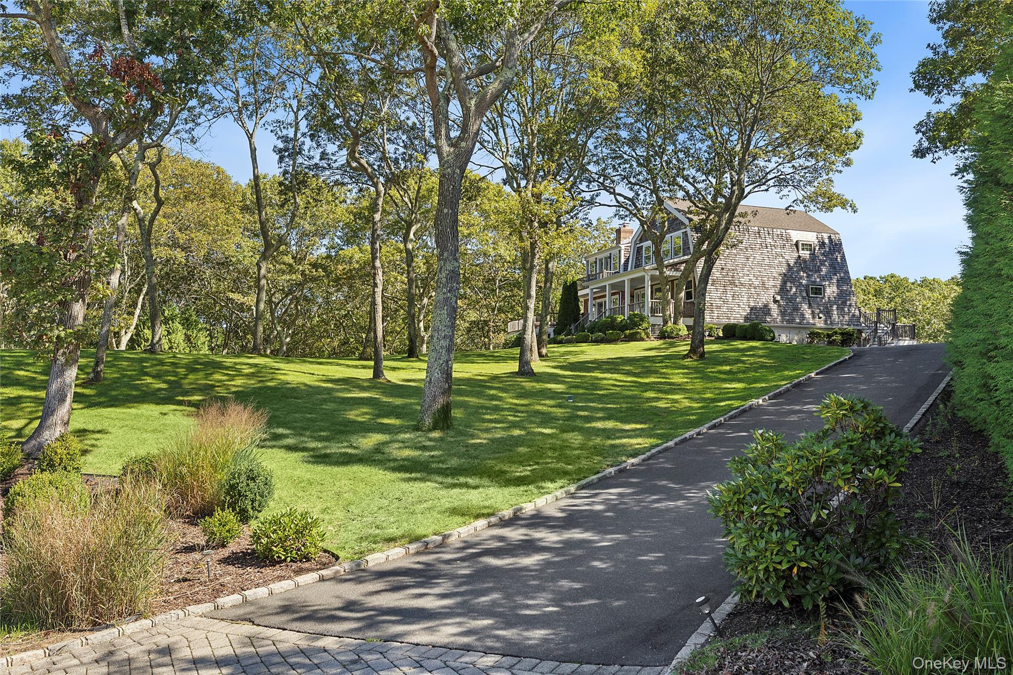 22 Old Trail Road, Water Mill, NY 11976