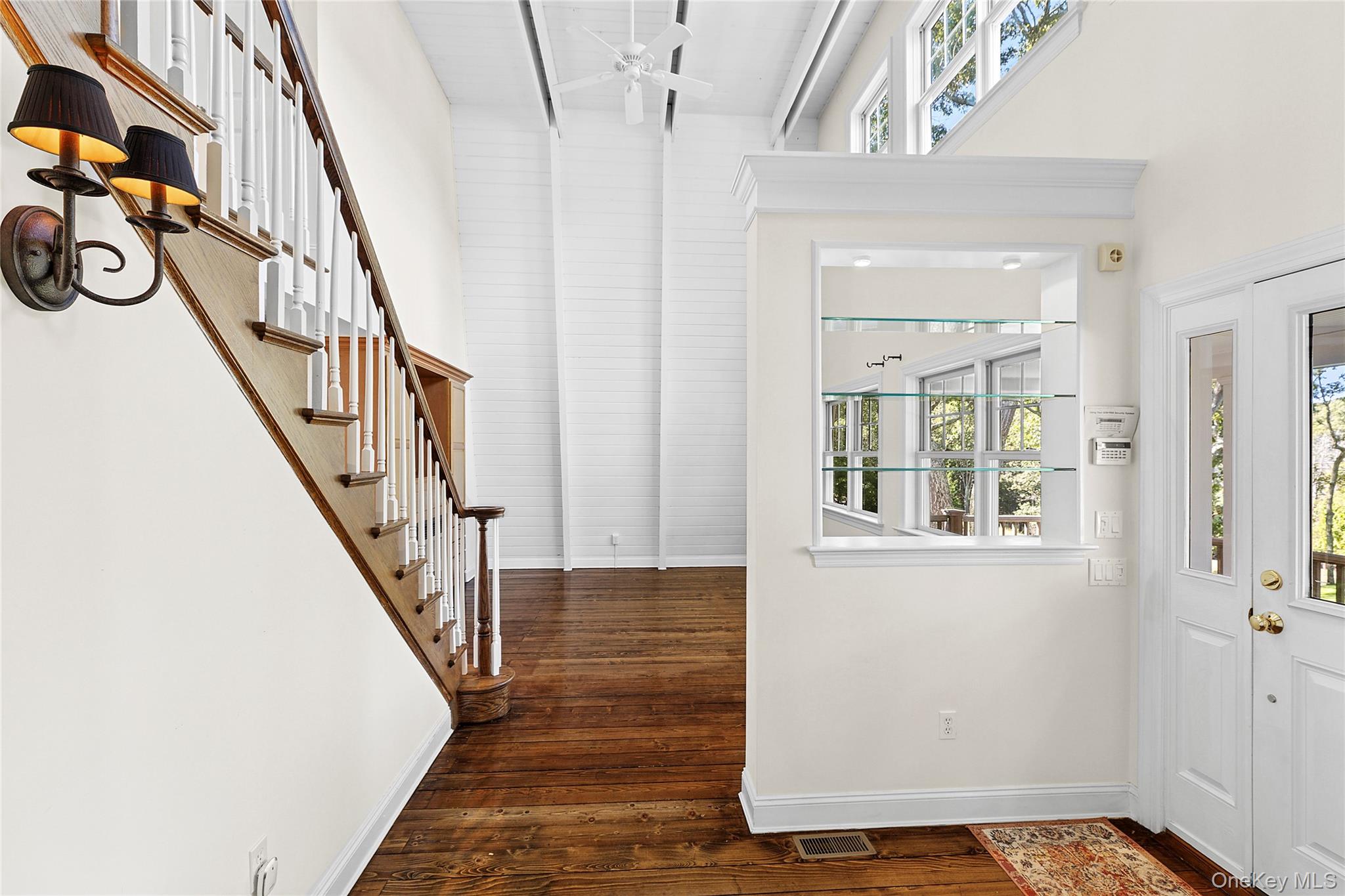 22 Old Trail Road, Water Mill, NY 11976