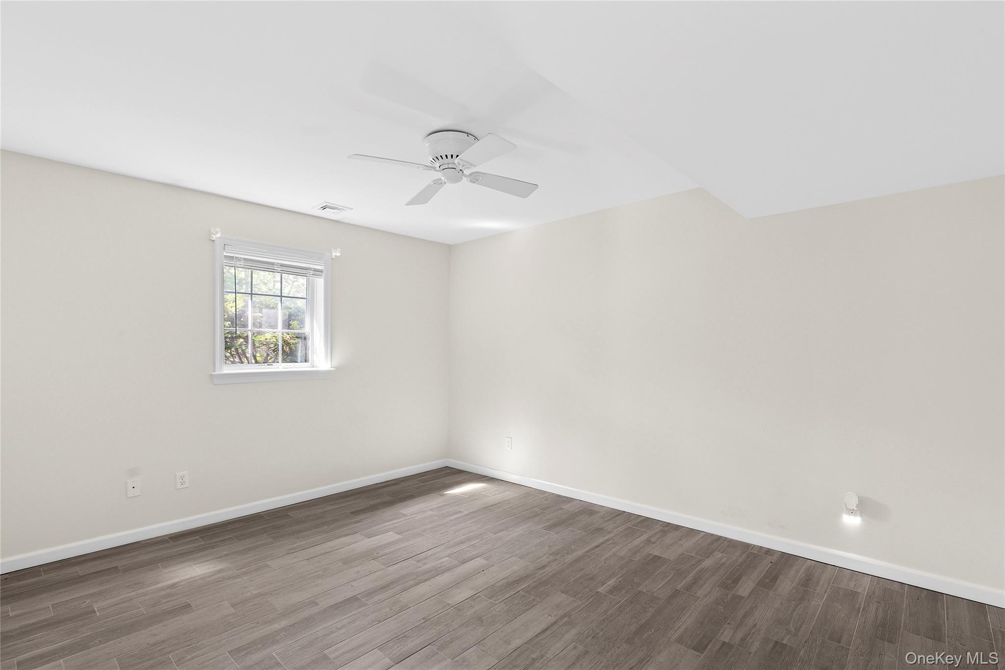 22 Old Trail Road, Water Mill, NY 11976