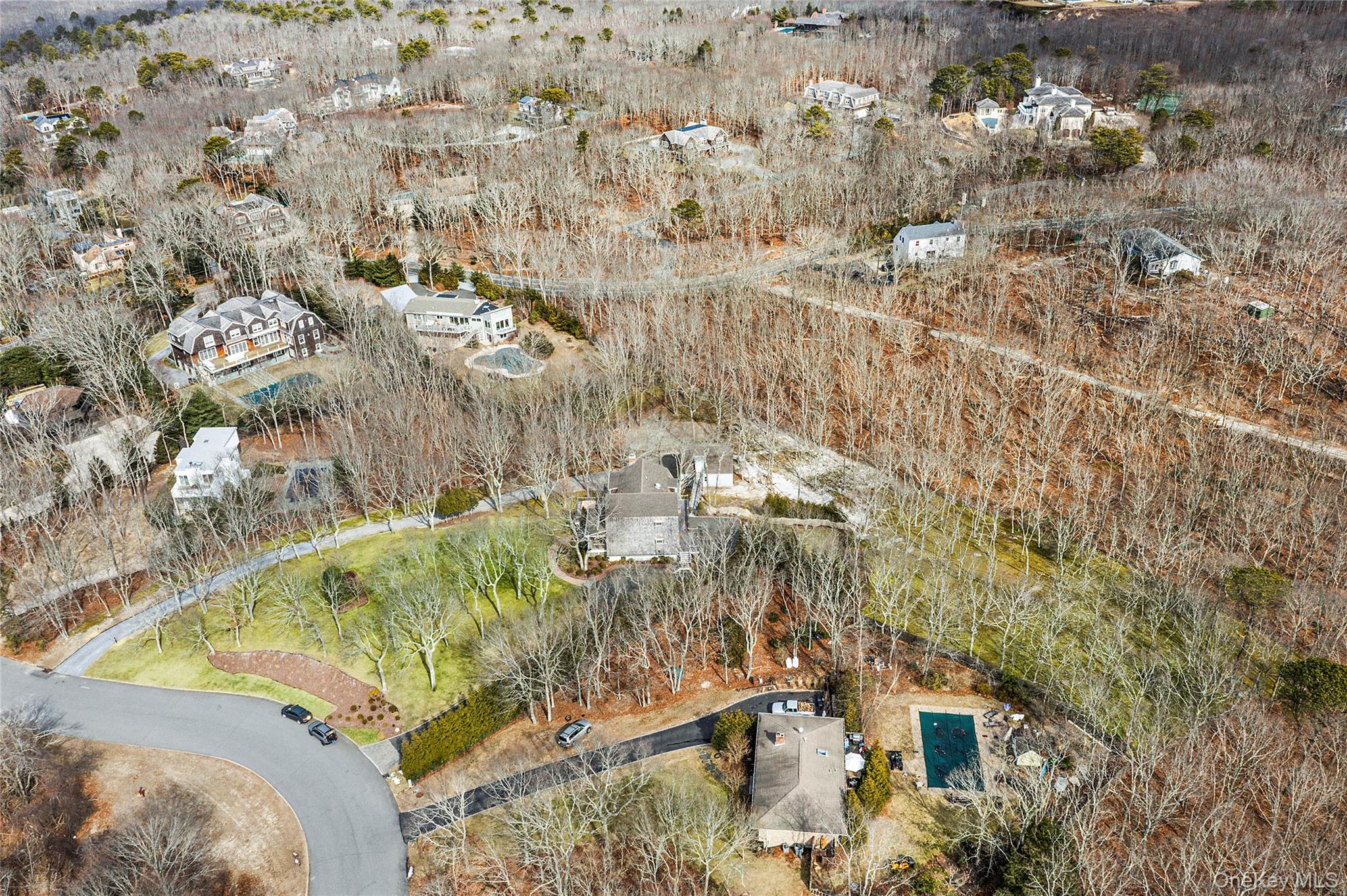 22 Old Trail Road, Water Mill, NY 11976