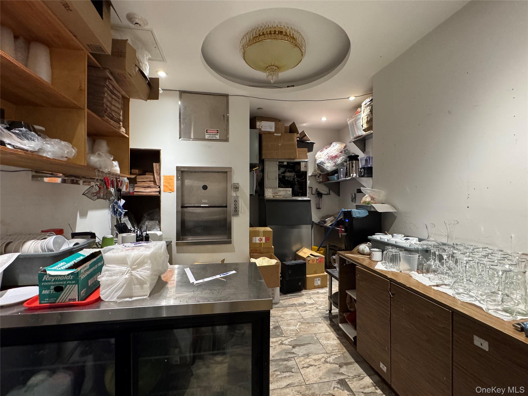 136 Ave, Flushing, NY 11354