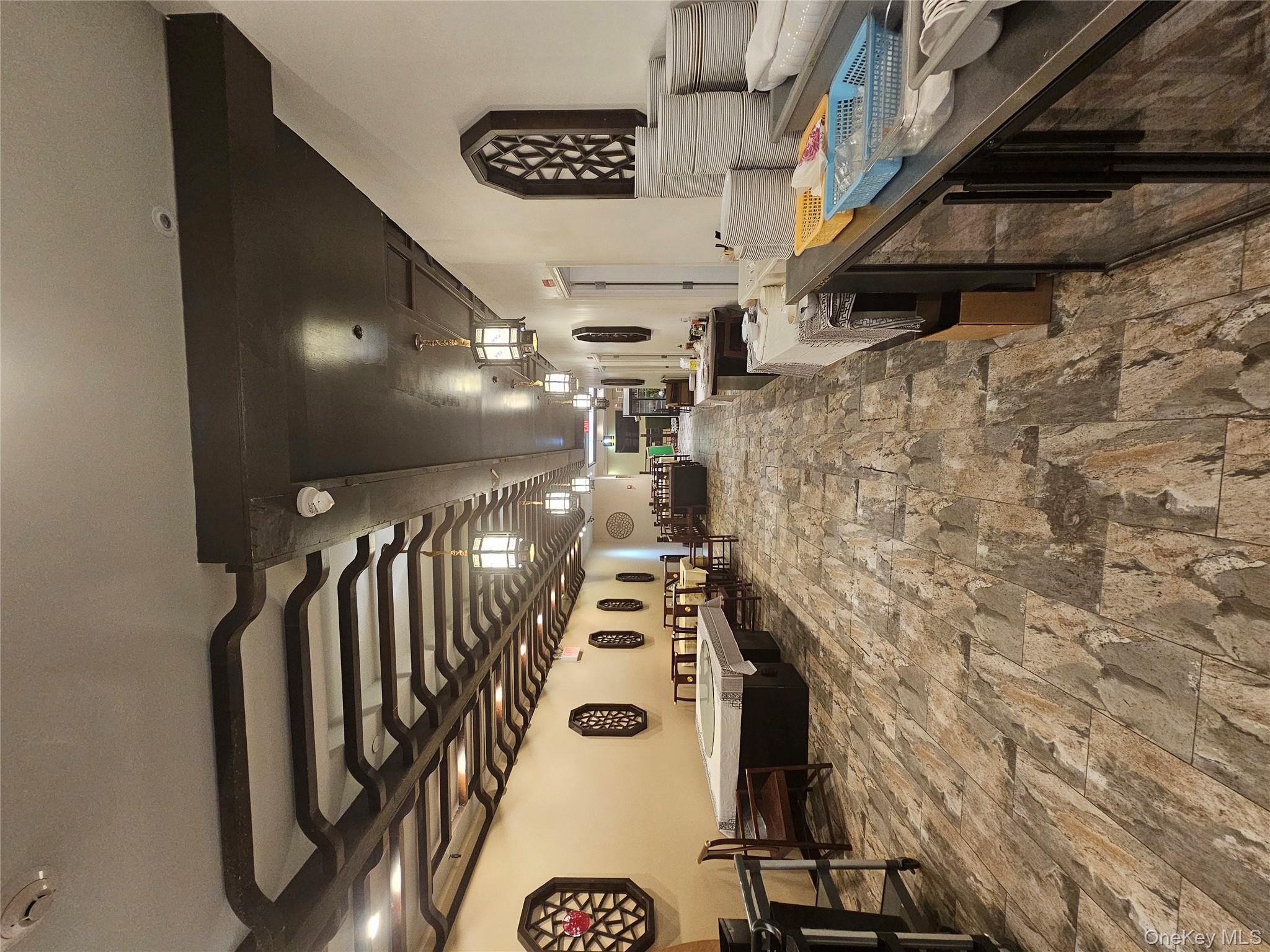 136 Ave, Flushing, NY 11354