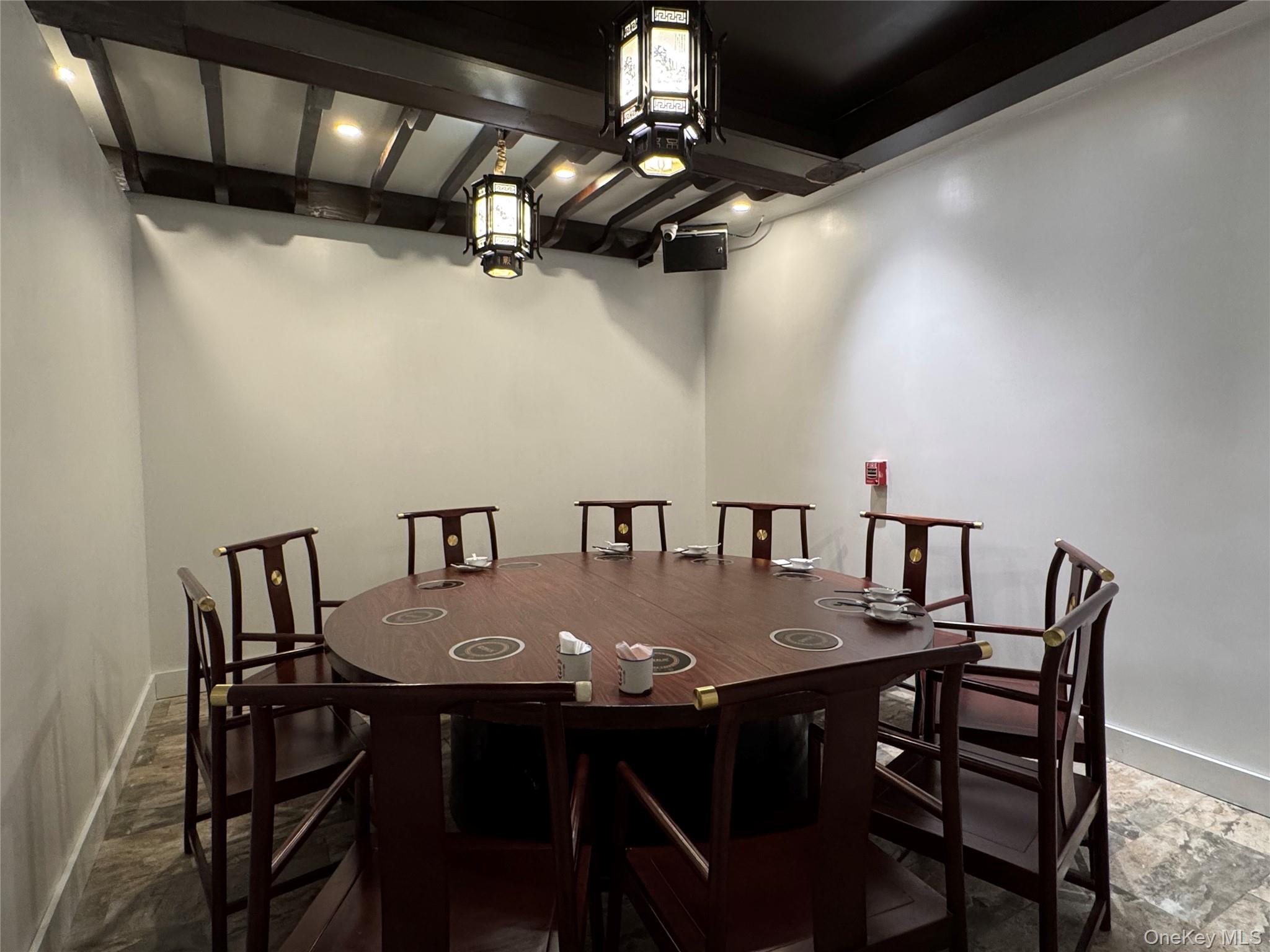 136 Ave, Flushing, NY 11354