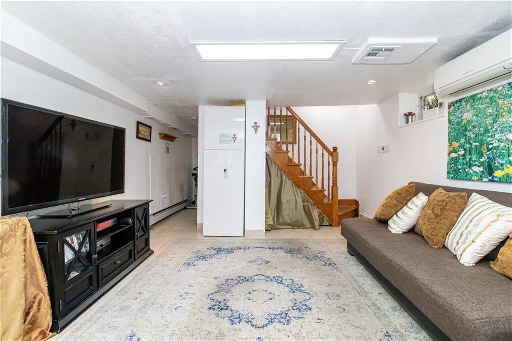 7007 Narrows Avenue, Brooklyn, NY 11209