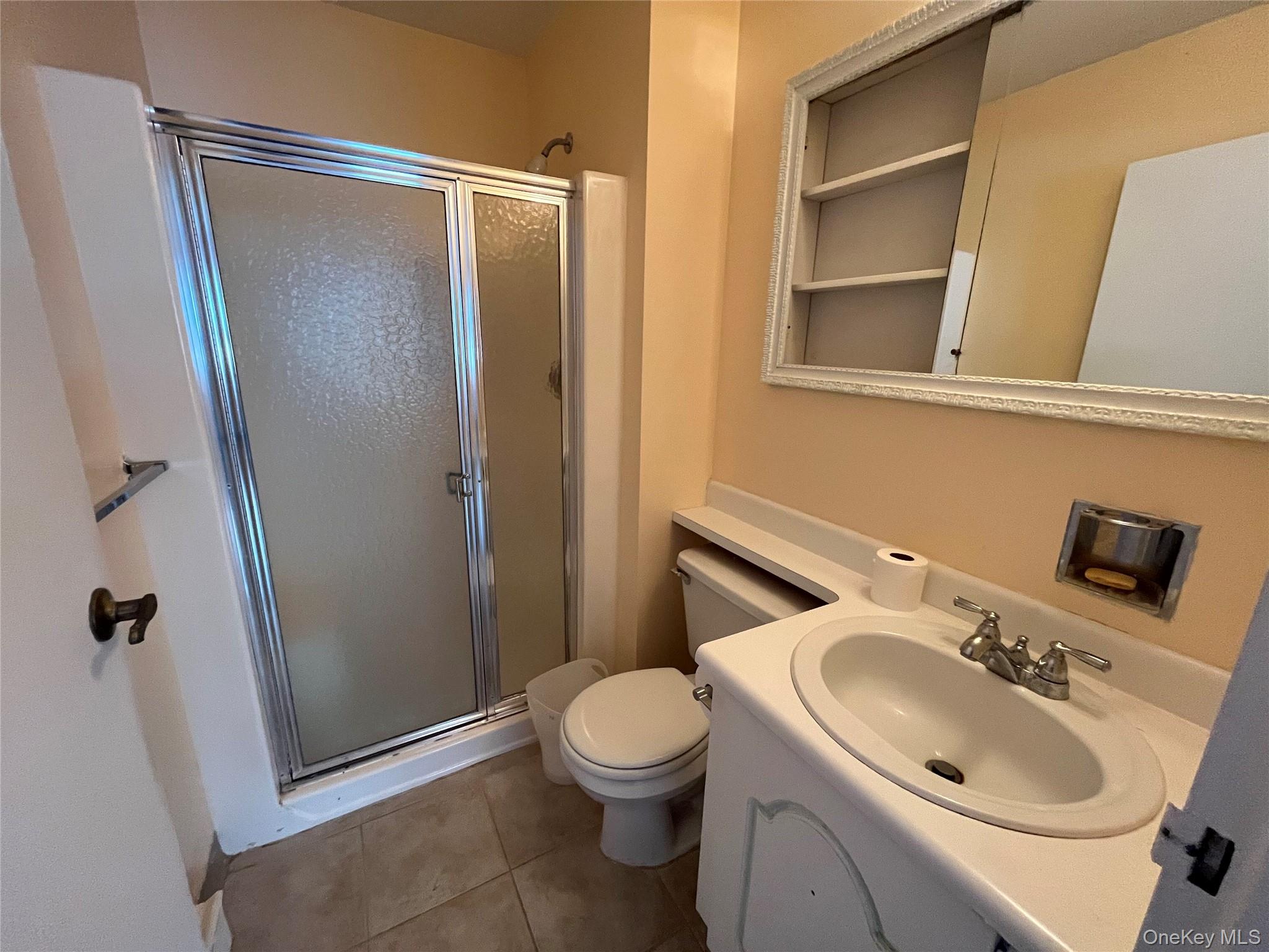 46 Freedom Lane, Coram, NY 11727